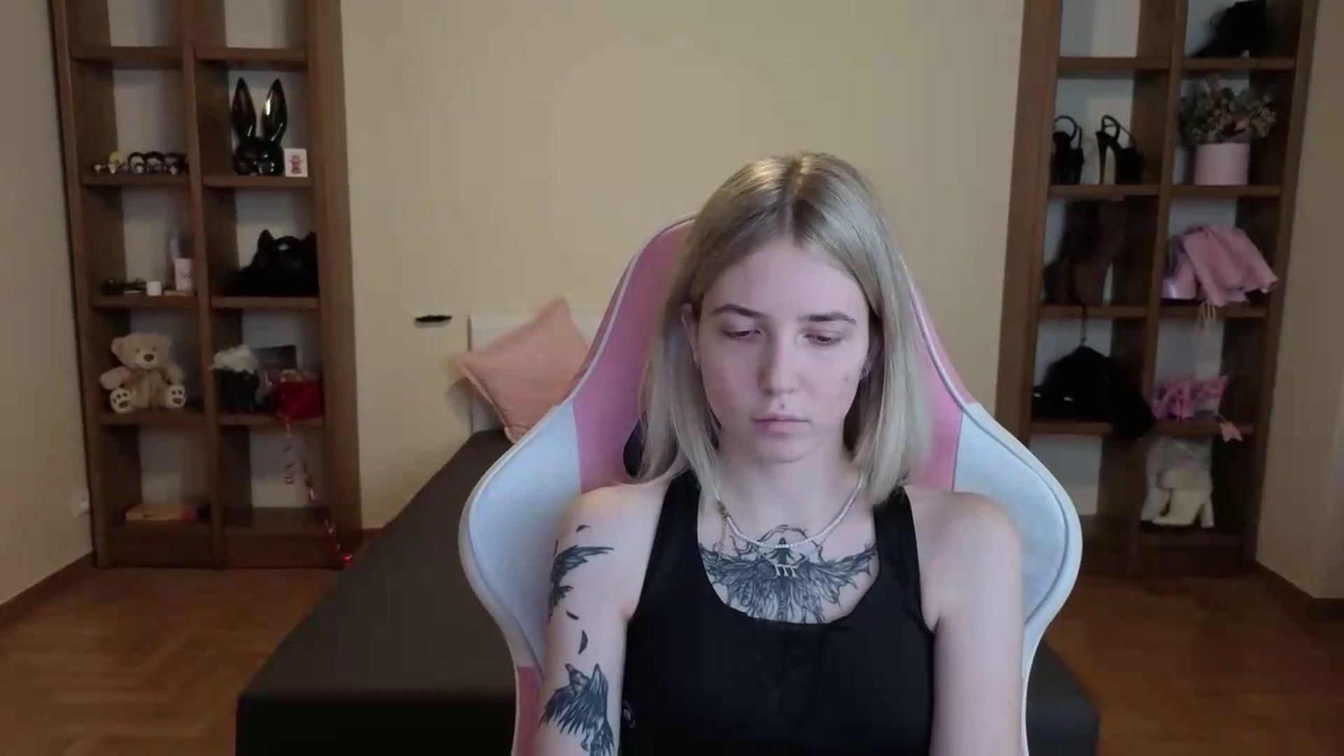 Gallery image thumbnail from Serphelia's myfreecams stream on, 07/10/2026, 17:37 image 6 of 20