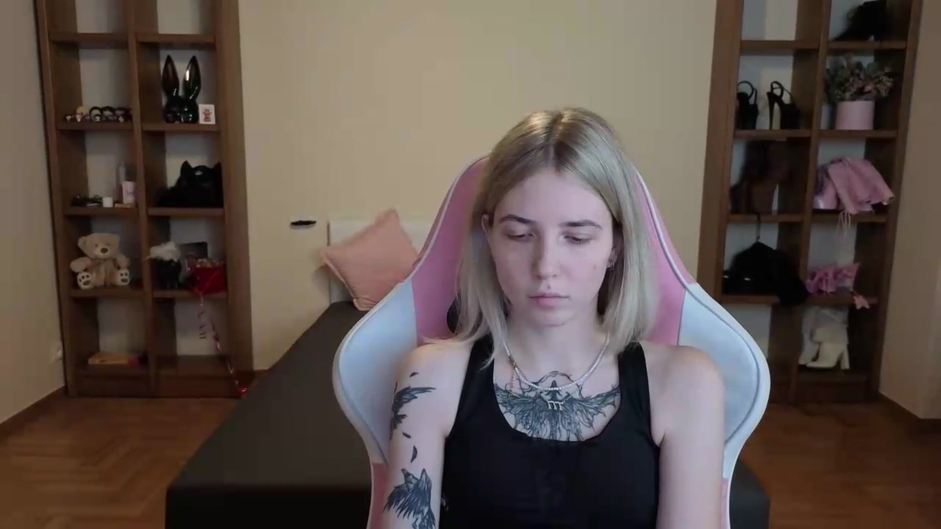 Gallery image thumbnail from Serphelia's myfreecams stream on, 07/10/2026, 17:37 image 5 of 20