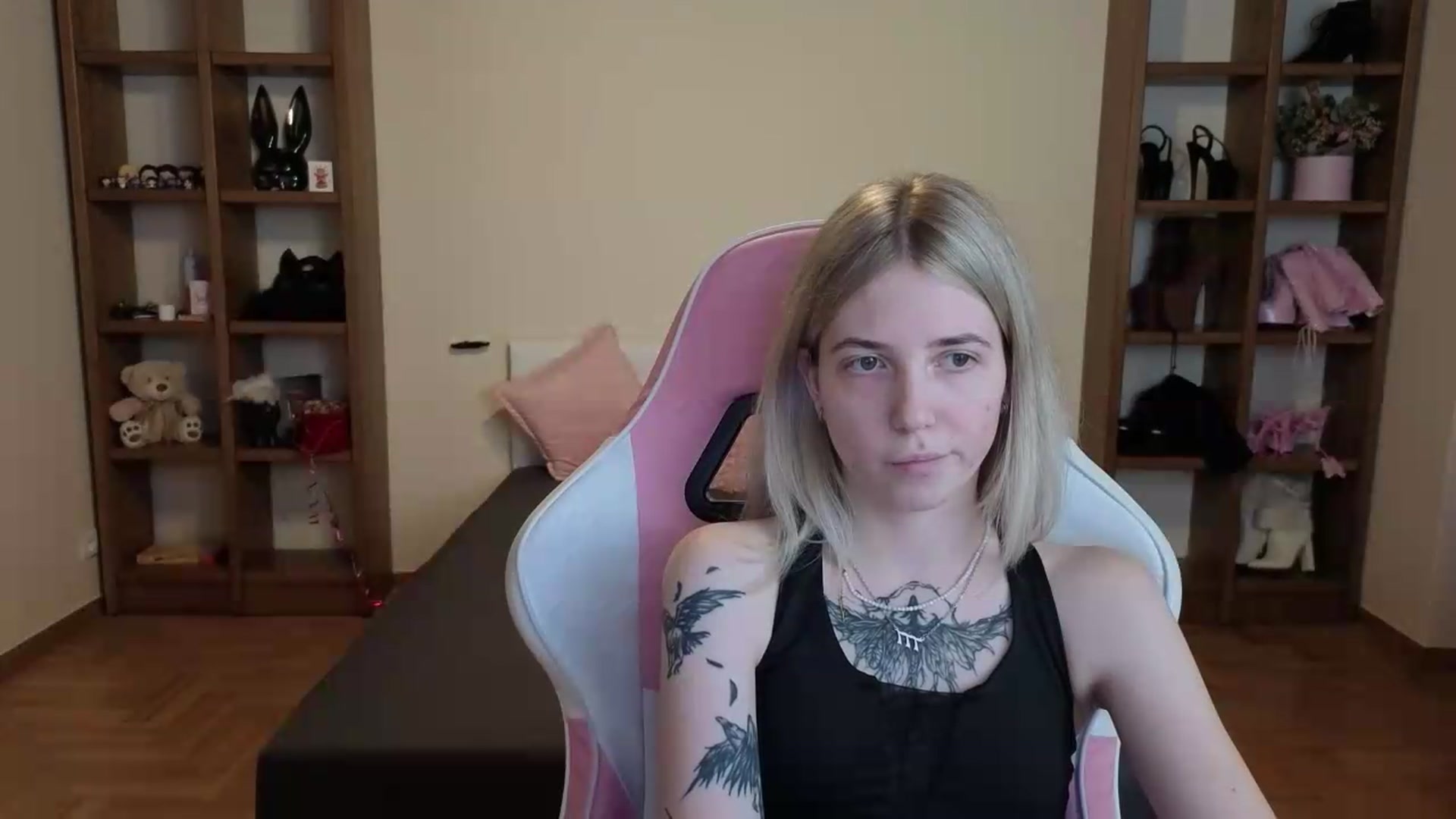 Gallery image thumbnail from Serphelia's myfreecams stream on, 07/10/2026, 17:37 image 11 of 20