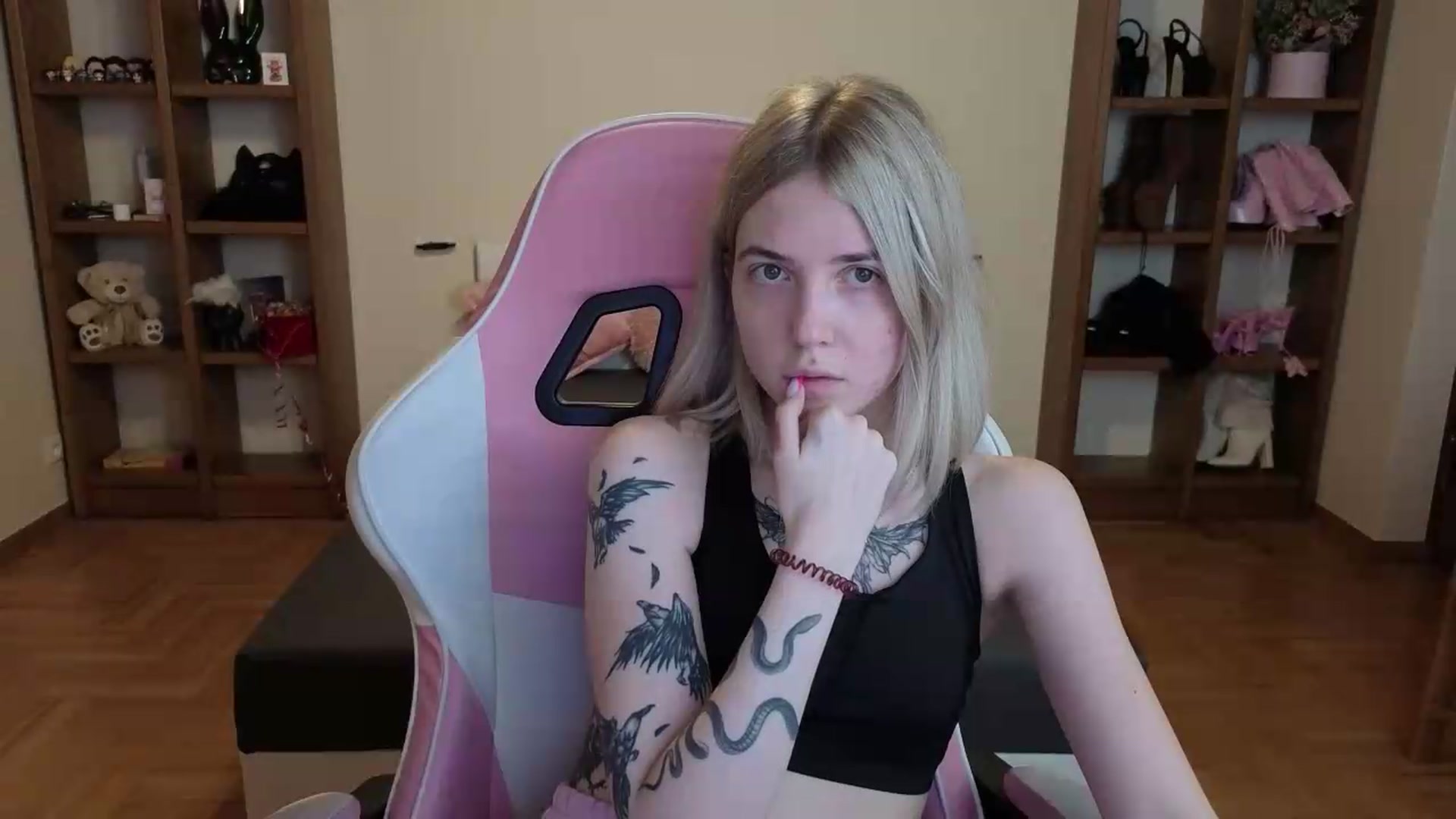 Gallery image thumbnail from Serphelia's myfreecams stream on, 07/10/2026, 18:44 image 11 of 20