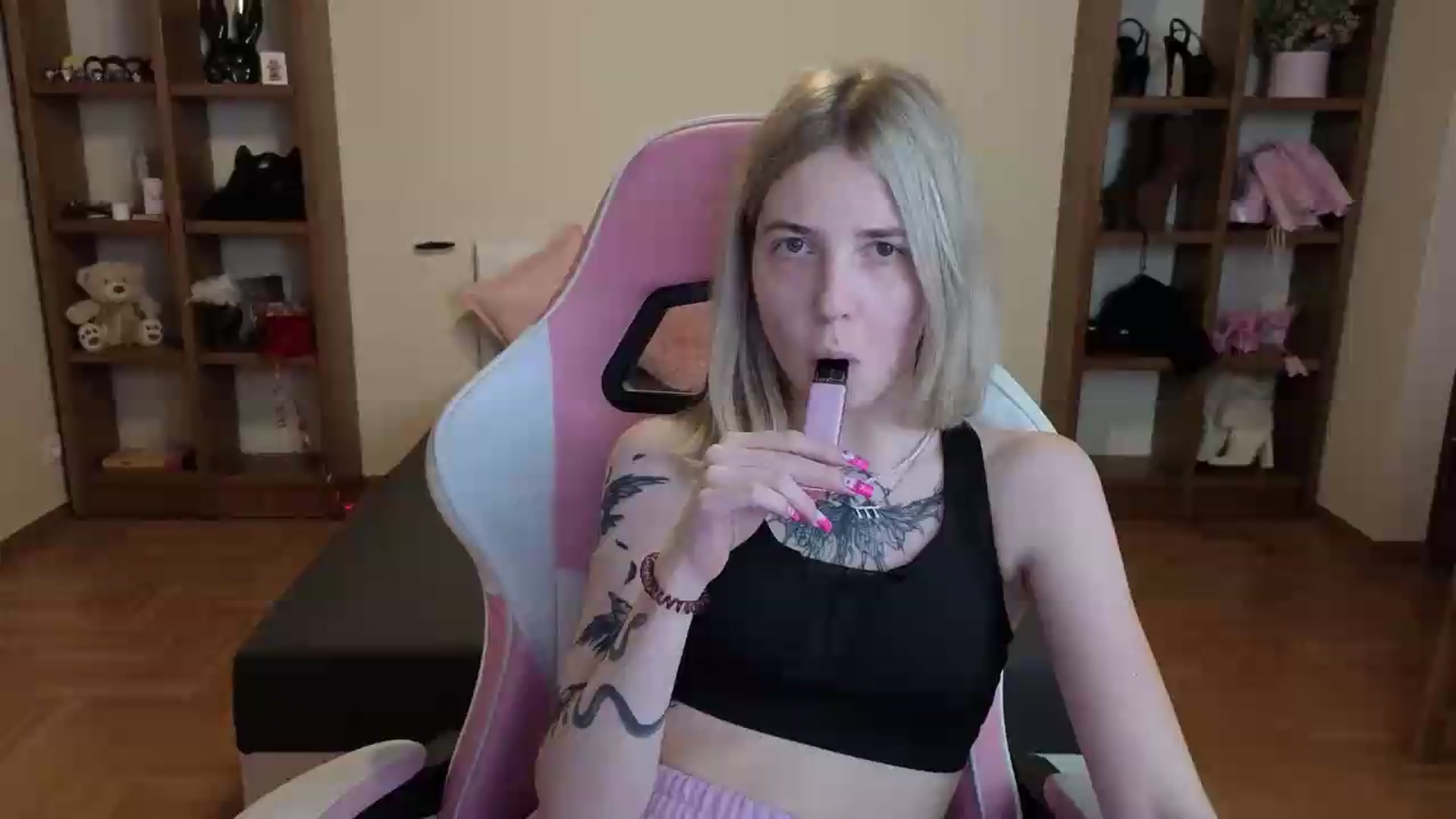 Gallery image thumbnail from Serphelia's myfreecams stream on, 07/10/2026, 18:44 image 15 of 20