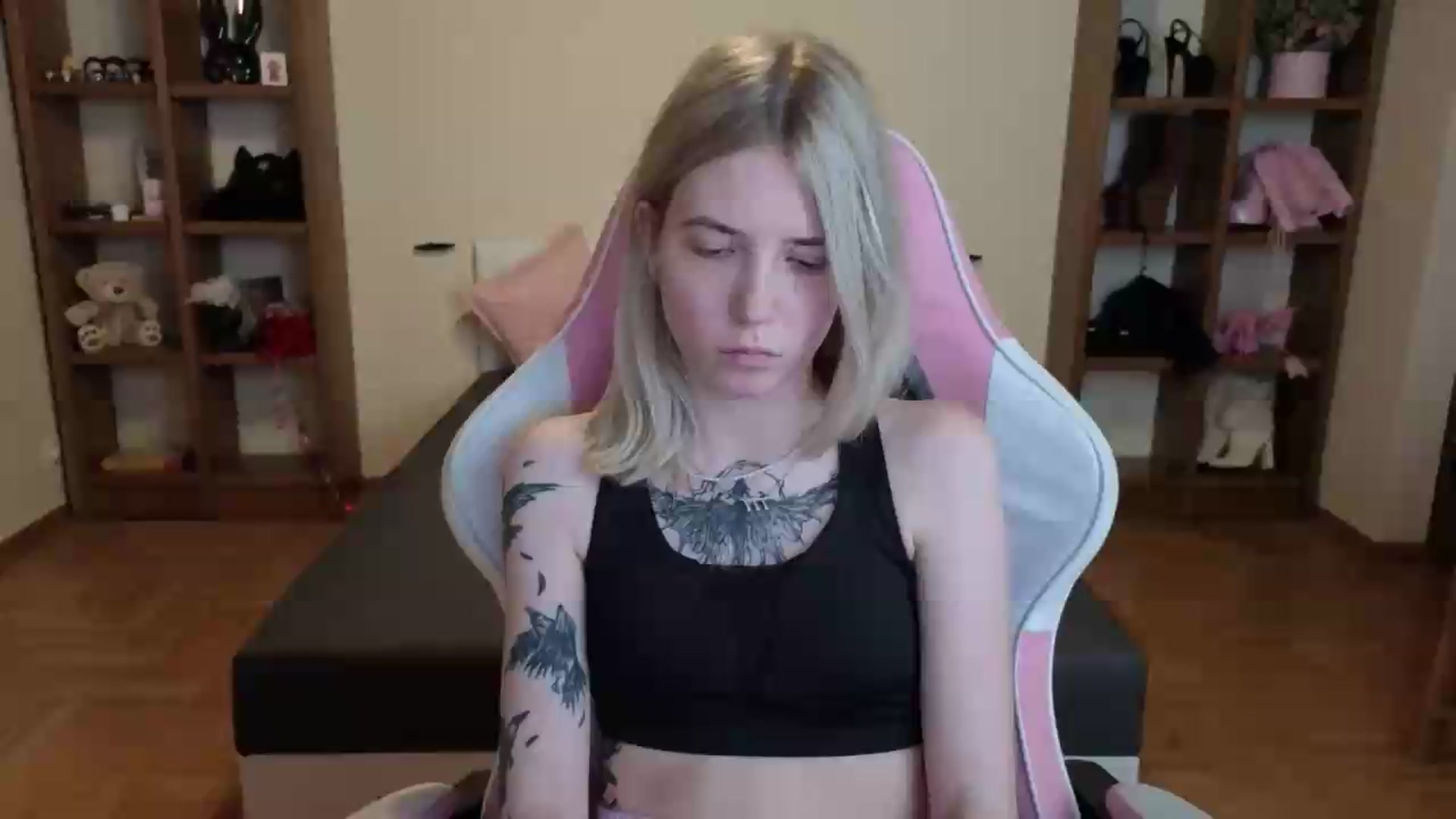 Gallery image thumbnail from Serphelia's myfreecams stream on, 07/10/2026, 18:44 image 18 of 20