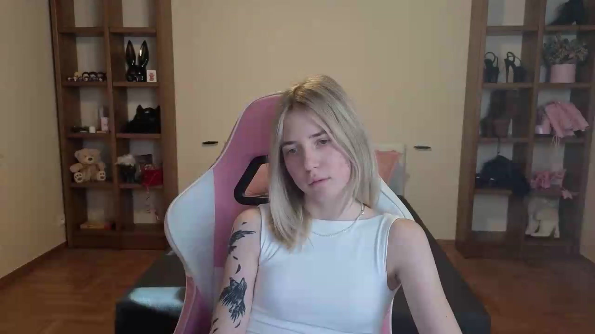 Gallery image thumbnail from Serphelia's myfreecams stream on, 07/11/2026, 18:41 image 2 of 20