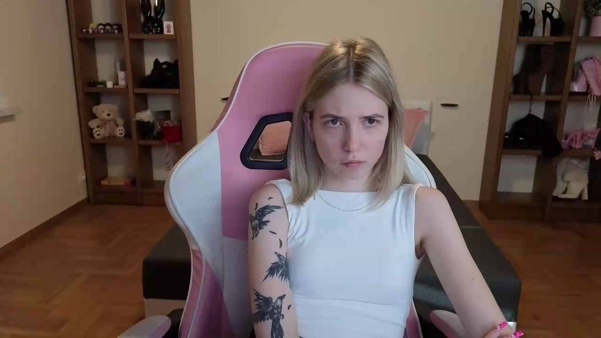 Gallery image thumbnail from Serphelia's myfreecams stream on, 07/11/2026, 18:41 image 7 of 20