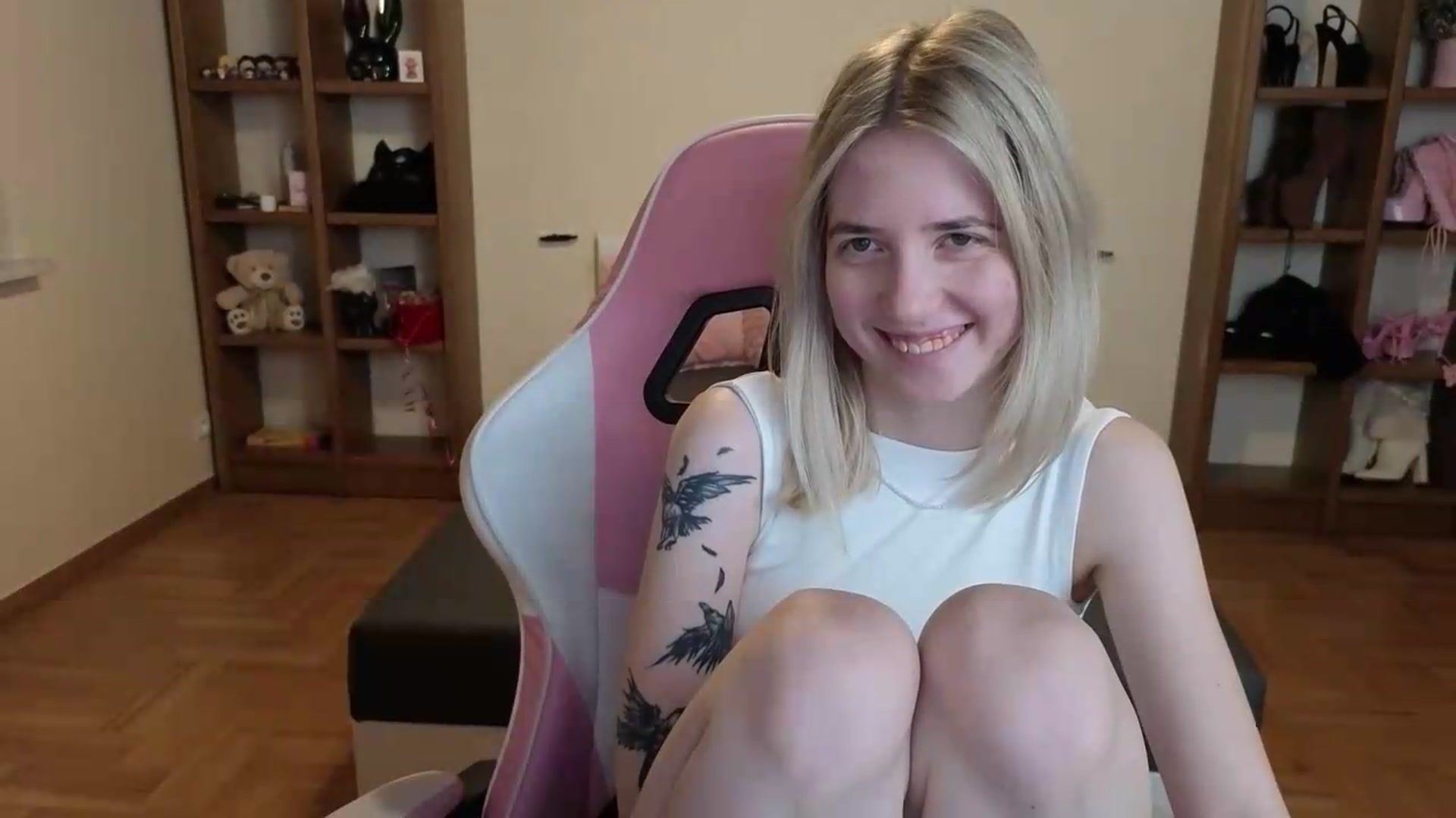Gallery image thumbnail from Serphelia's myfreecams stream on, 07/11/2026, 18:41 image 13 of 20