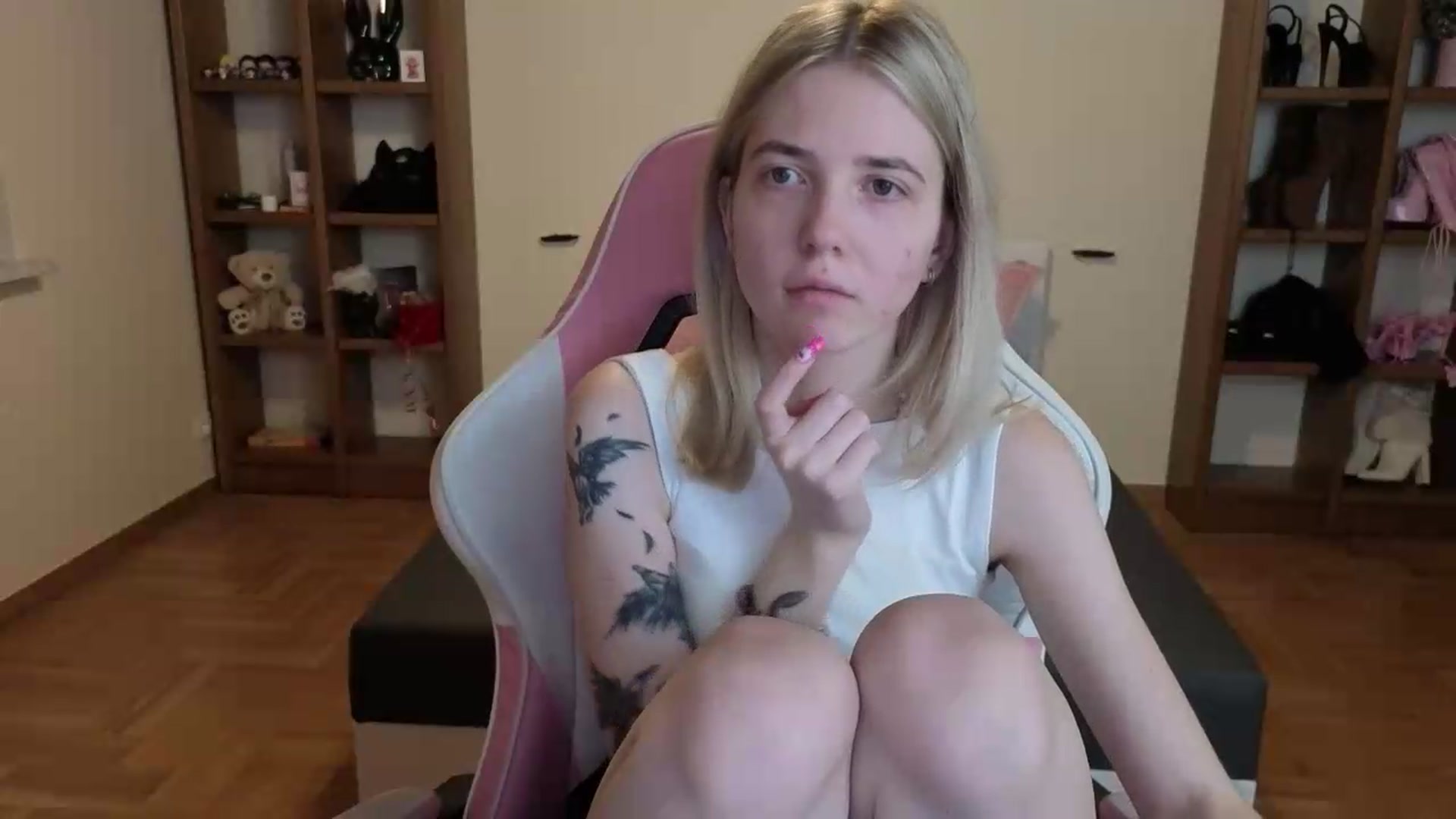 Gallery image thumbnail from Serphelia's myfreecams stream on, 07/11/2026, 18:41 image 12 of 20