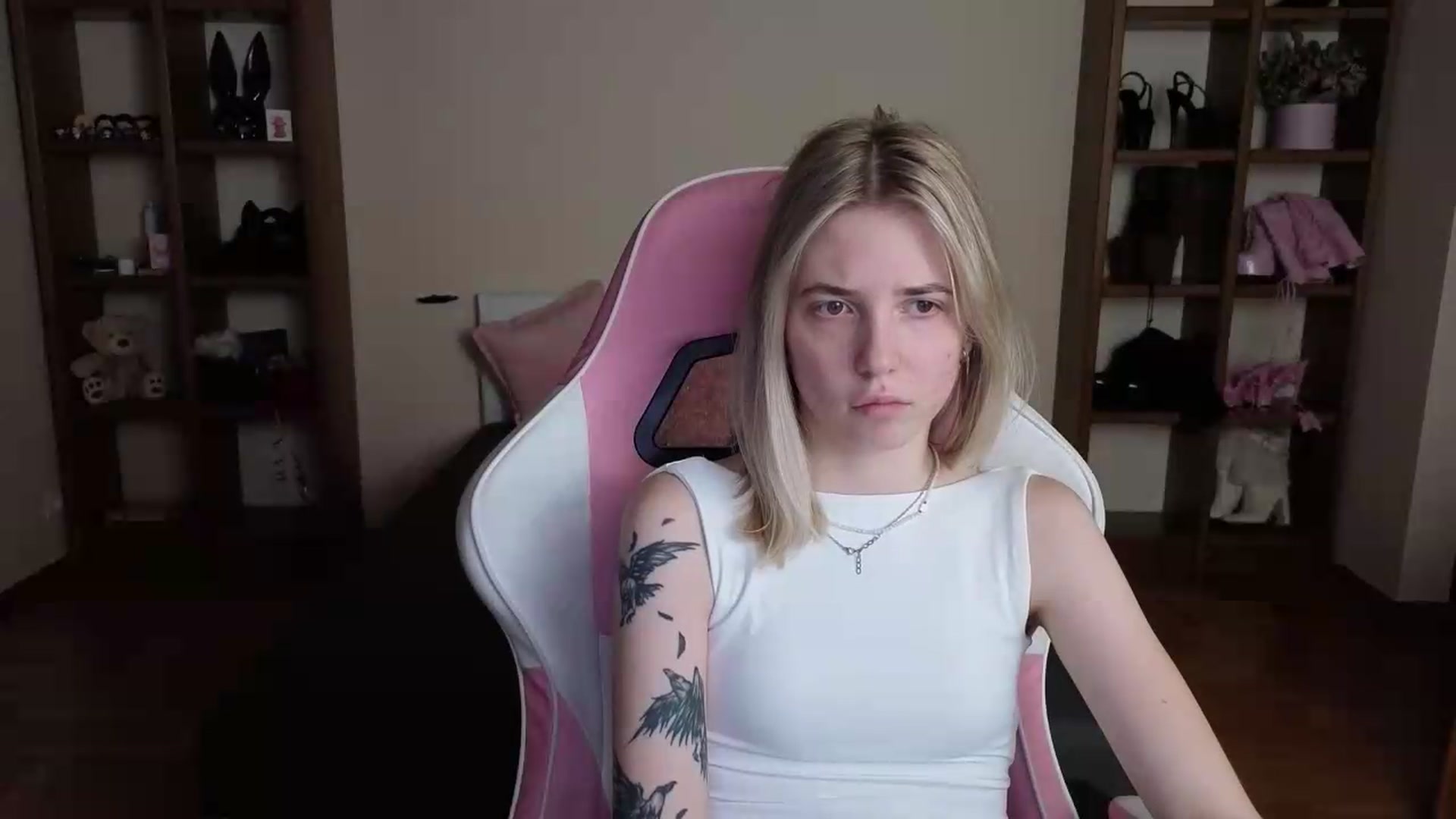 Gallery image thumbnail from Serphelia's myfreecams stream on, 07/11/2026, 23:19 image 15 of 20