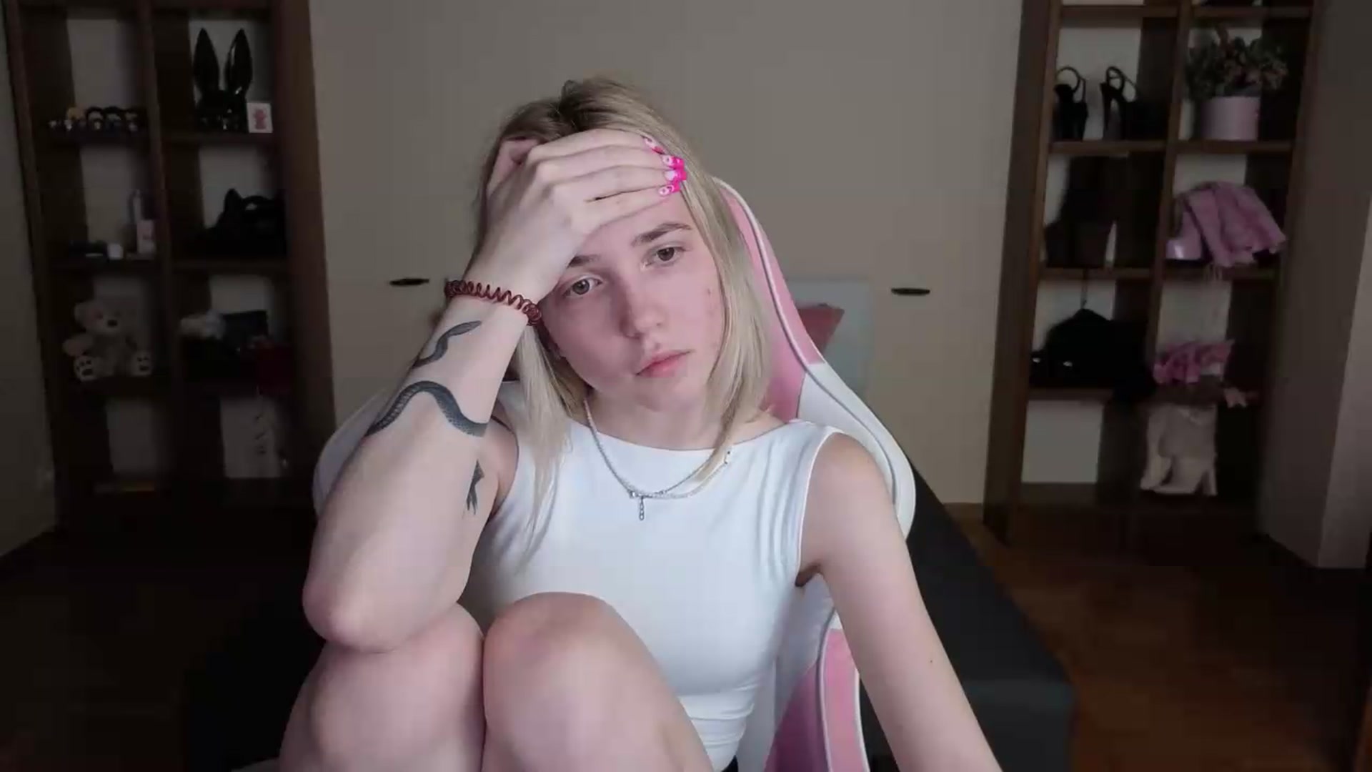 Gallery image thumbnail from Serphelia's myfreecams stream on, 07/11/2026, 23:19 image 11 of 20