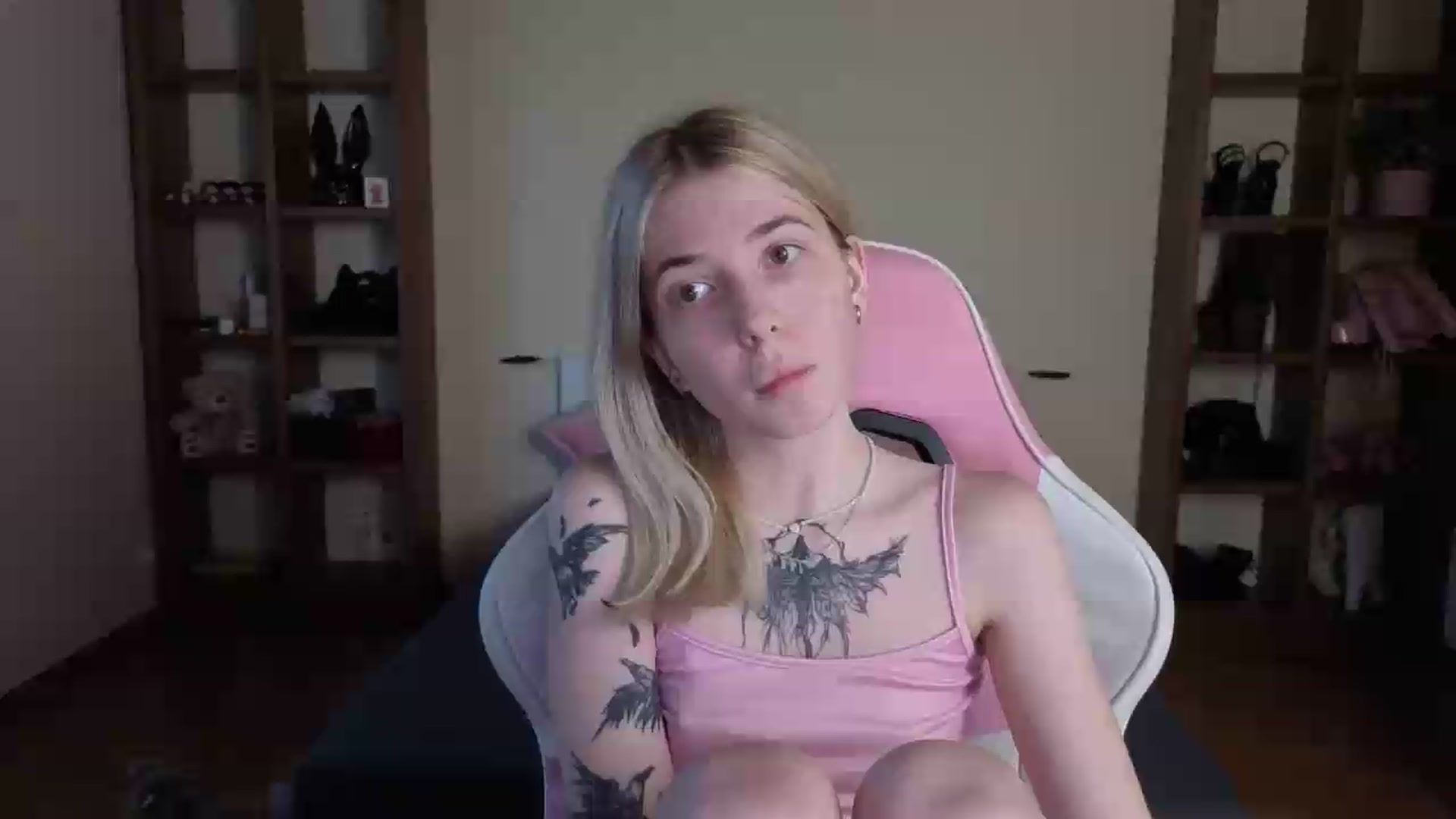 Gallery image thumbnail from Serphelia's myfreecams stream on, 07/17/2026, 09:28 image 1 of 20