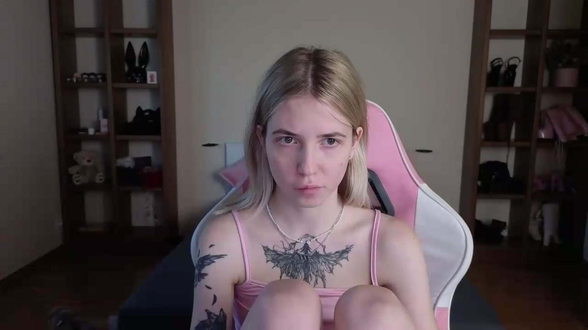 Gallery image thumbnail from Serphelia's myfreecams stream on, 07/17/2026, 09:28 image 17 of 20