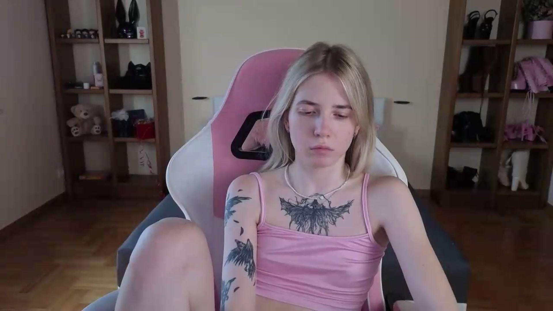Gallery image thumbnail from Serphelia's myfreecams stream on, 07/17/2026, 14:21 image 5 of 20
