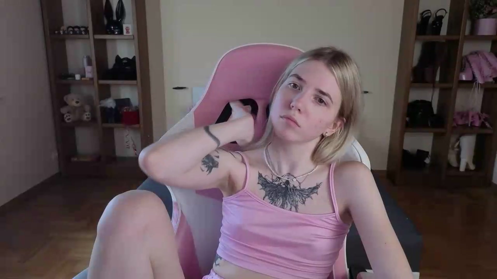 Gallery image thumbnail from Serphelia's myfreecams stream on, 07/17/2026, 14:21 image 7 of 20