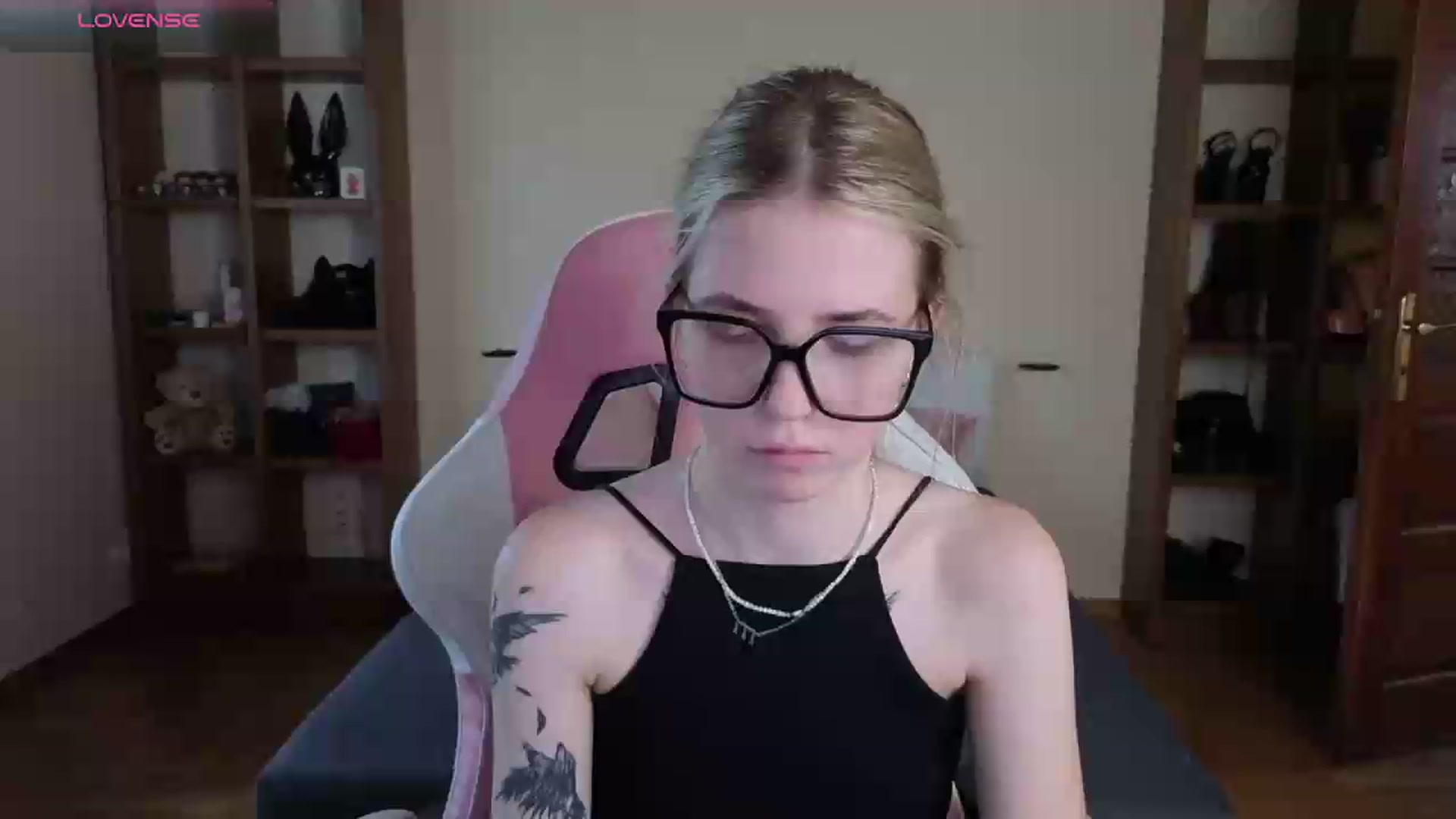 Gallery image thumbnail from Serphelia's myfreecams stream on, 07/19/2026, 12:34 image 1 of 20