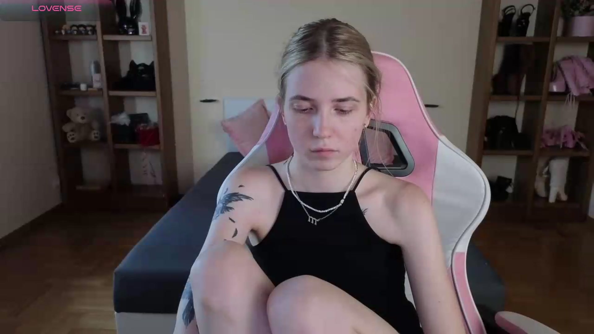 Gallery image thumbnail from Serphelia's myfreecams stream on, 07/19/2026, 15:45 image 4 of 20