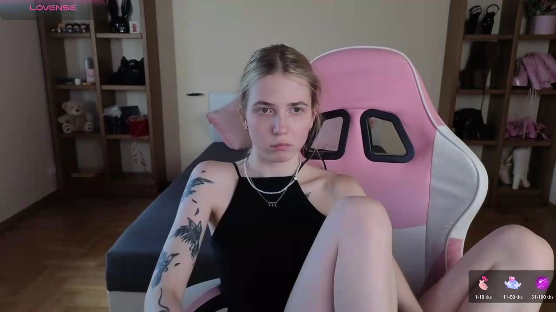 Gallery image thumbnail from Serphelia's myfreecams stream on, 07/19/2026, 15:45 image 5 of 20