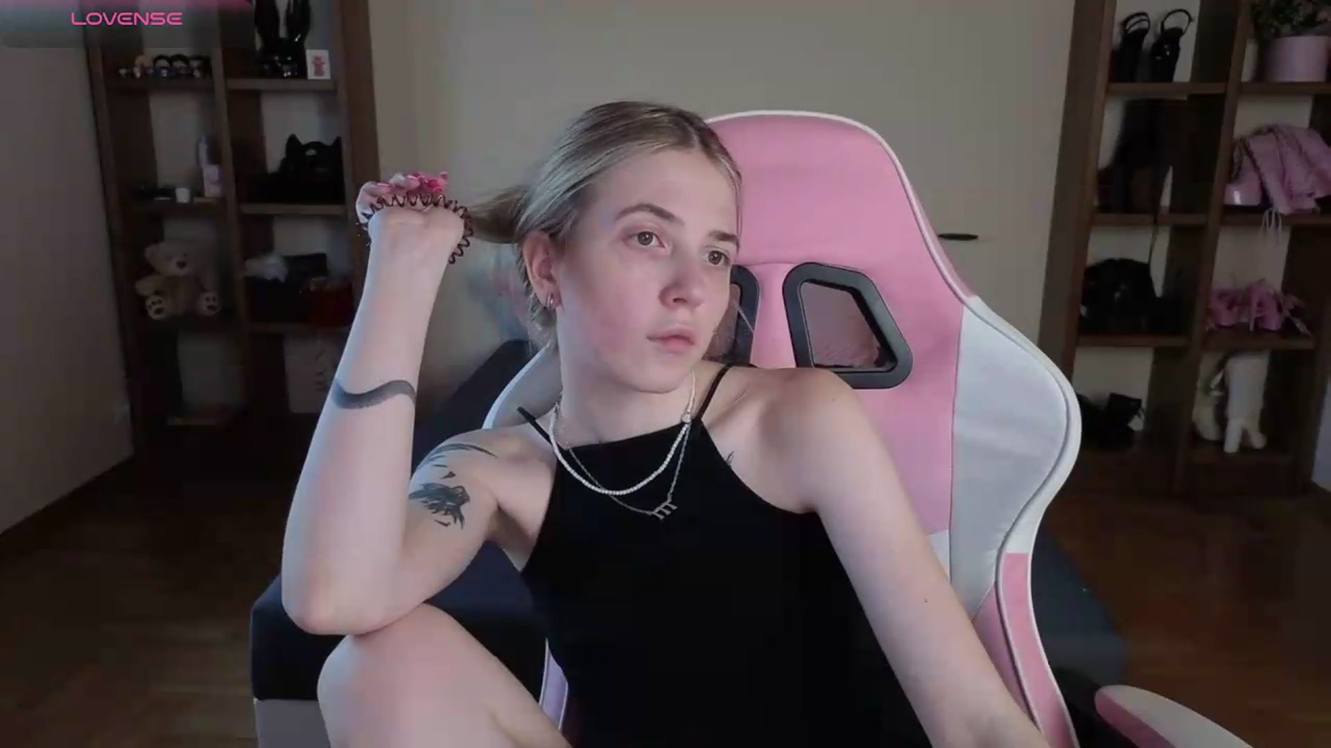 Gallery image thumbnail from Serphelia's myfreecams stream on, 07/19/2026, 15:45 image 7 of 20