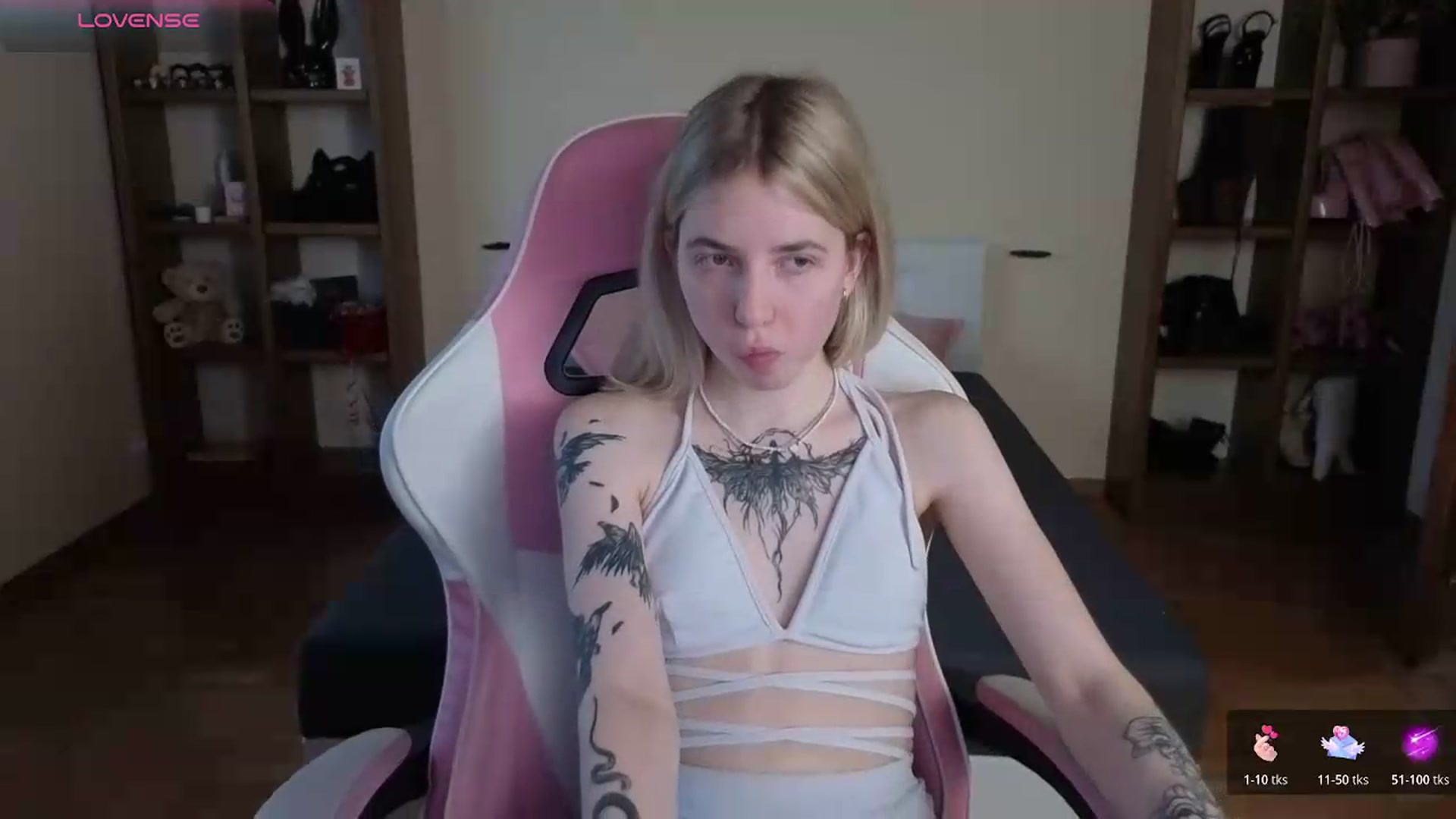 Gallery image thumbnail from Serphelia's myfreecams stream on, 07/20/2026, 10:12 image 10 of 20