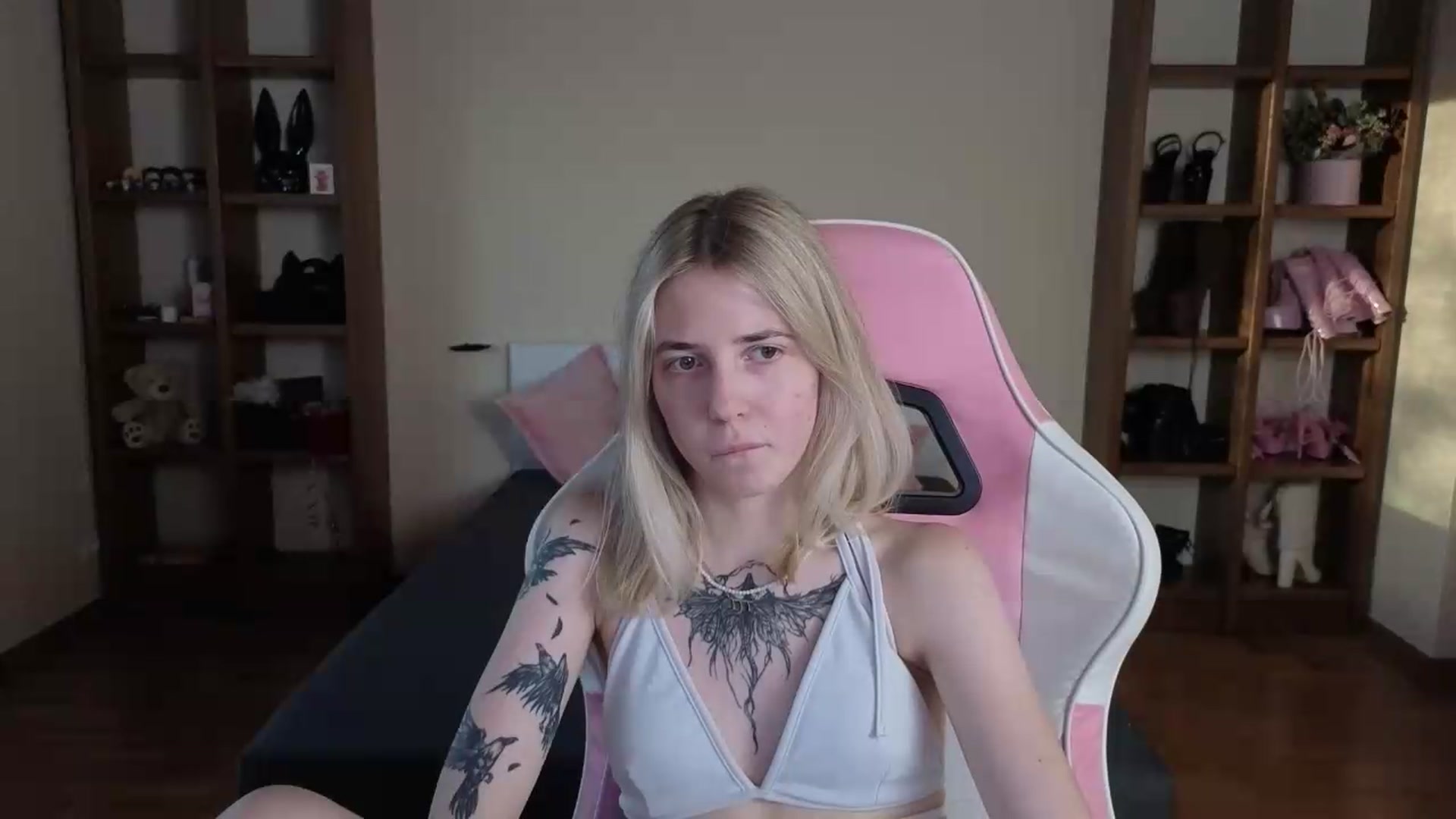 Gallery image thumbnail from Serphelia's myfreecams stream on, 07/20/2026, 18:10 image 9 of 20