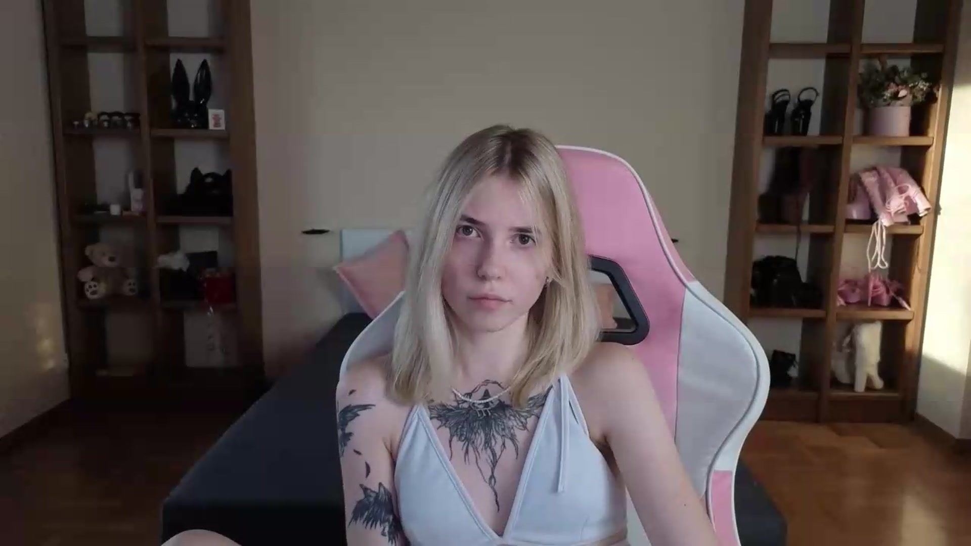 Gallery image thumbnail from Serphelia's myfreecams stream on, 07/20/2026, 18:10 image 5 of 20
