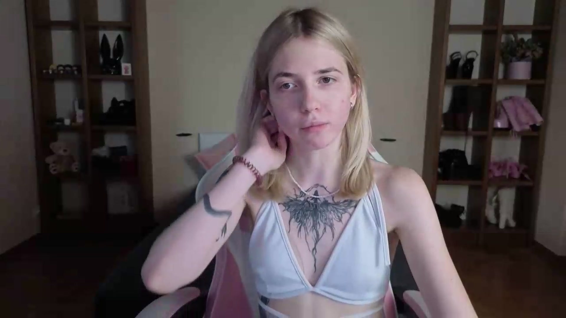 Gallery image thumbnail from Serphelia's myfreecams stream on, 07/20/2026, 18:10 image 20 of 20