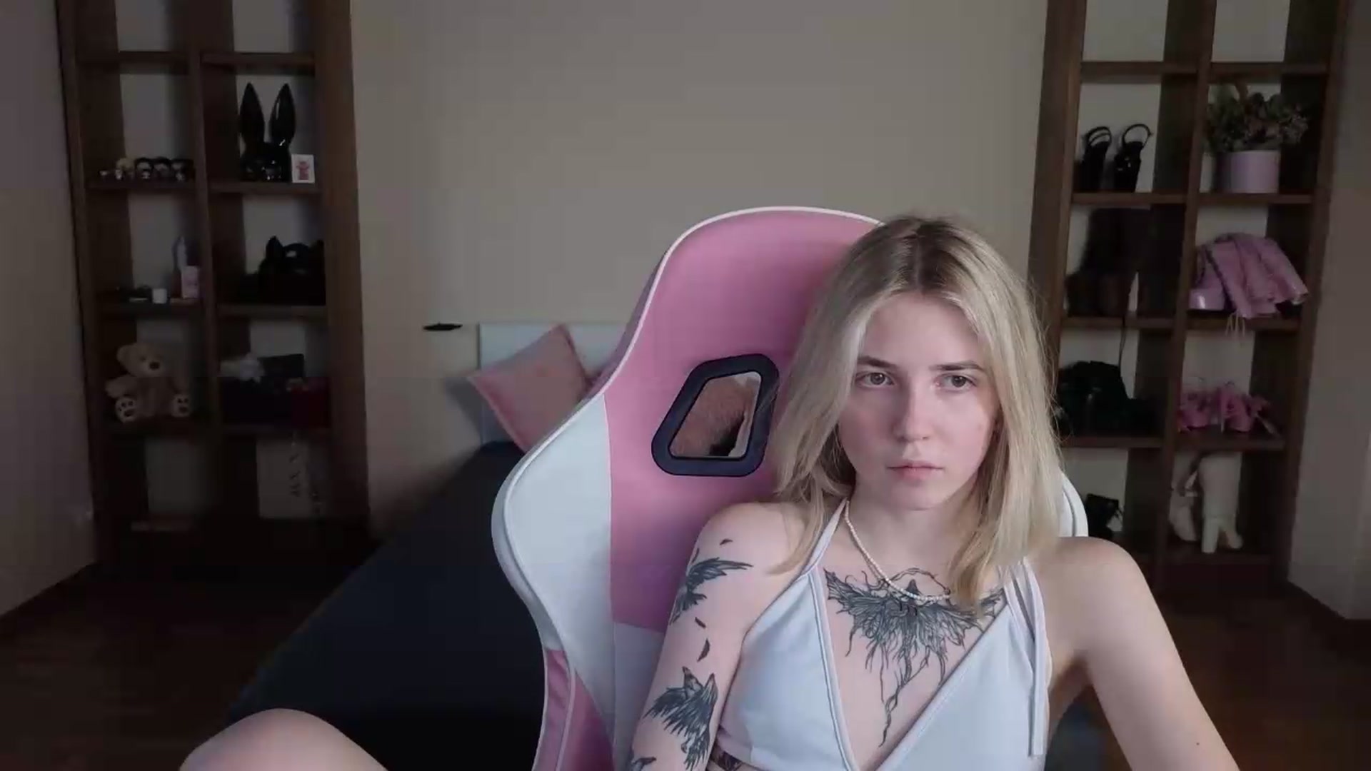 Gallery image thumbnail from Serphelia's myfreecams stream on, 07/20/2026, 18:10 image 16 of 20