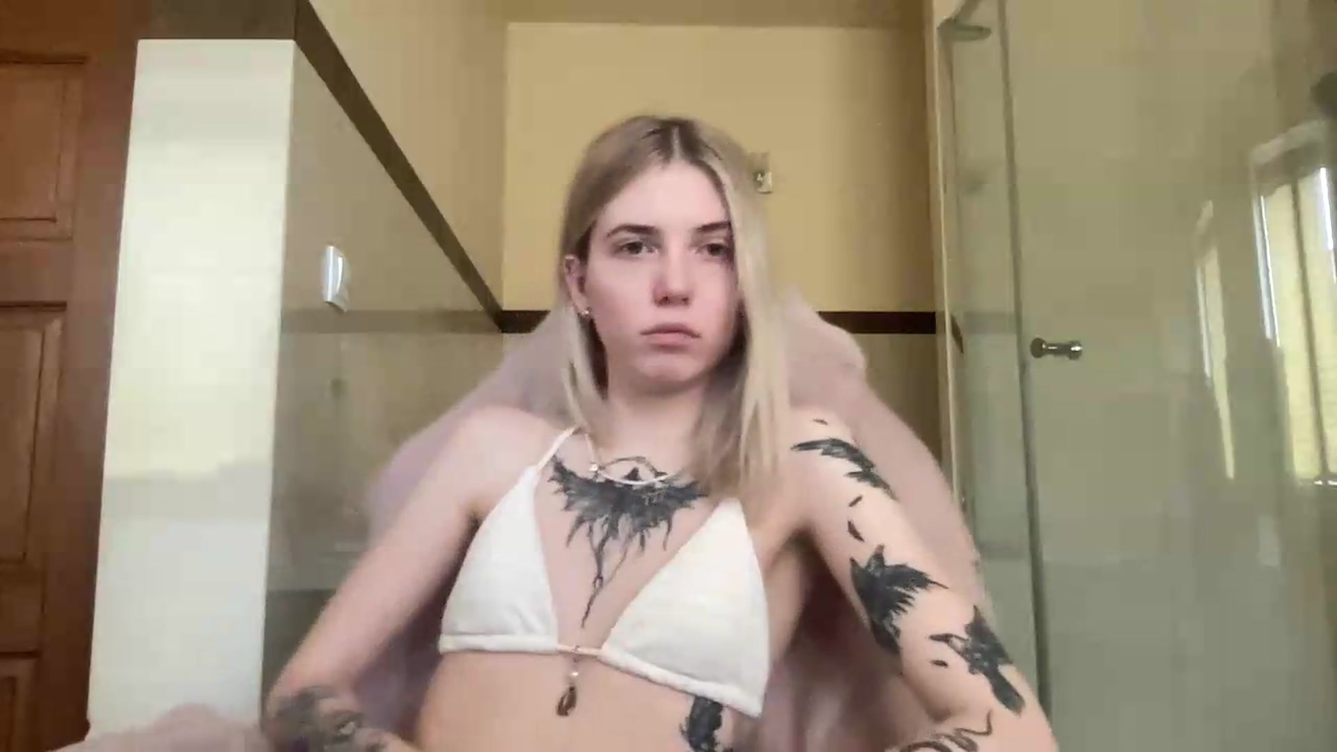 Gallery image thumbnail from Serphelia's myfreecams stream on, 07/21/2026, 13:34 image 13 of 20