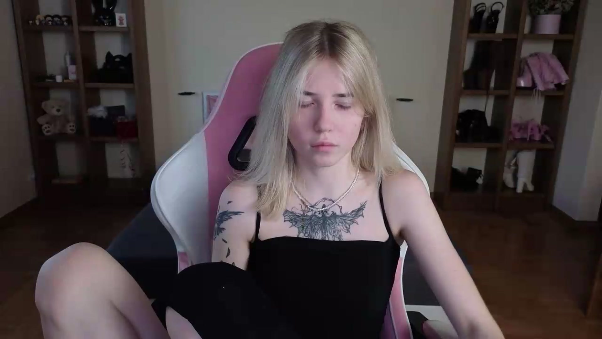 Gallery image thumbnail from Serphelia's myfreecams stream on, 07/22/2026, 09:18 image 7 of 20