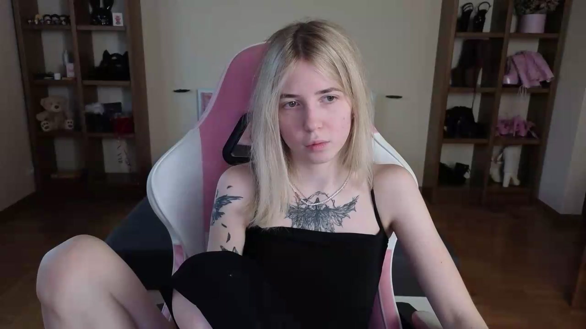 Gallery image thumbnail from Serphelia's myfreecams stream on, 07/22/2026, 09:18 image 6 of 20