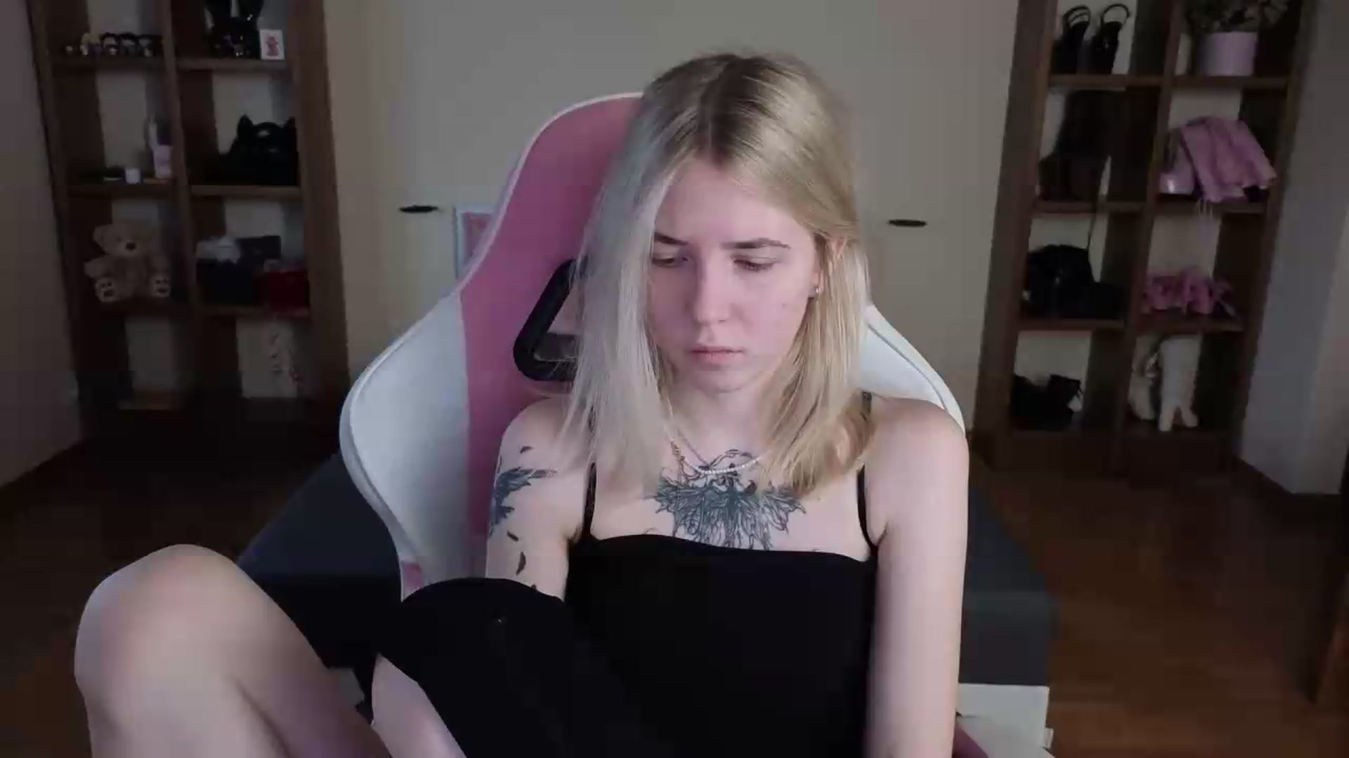 Gallery image thumbnail from Serphelia's myfreecams stream on, 07/22/2026, 09:18 image 15 of 20
