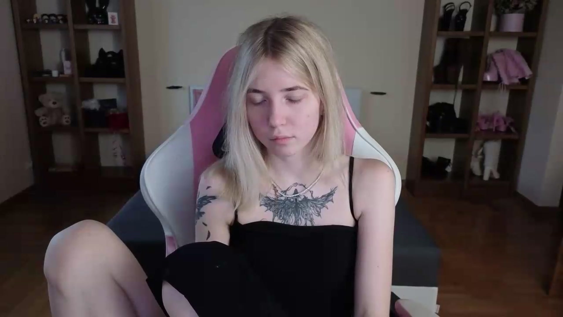 Gallery image thumbnail from Serphelia's myfreecams stream on, 07/22/2026, 09:18 image 4 of 20