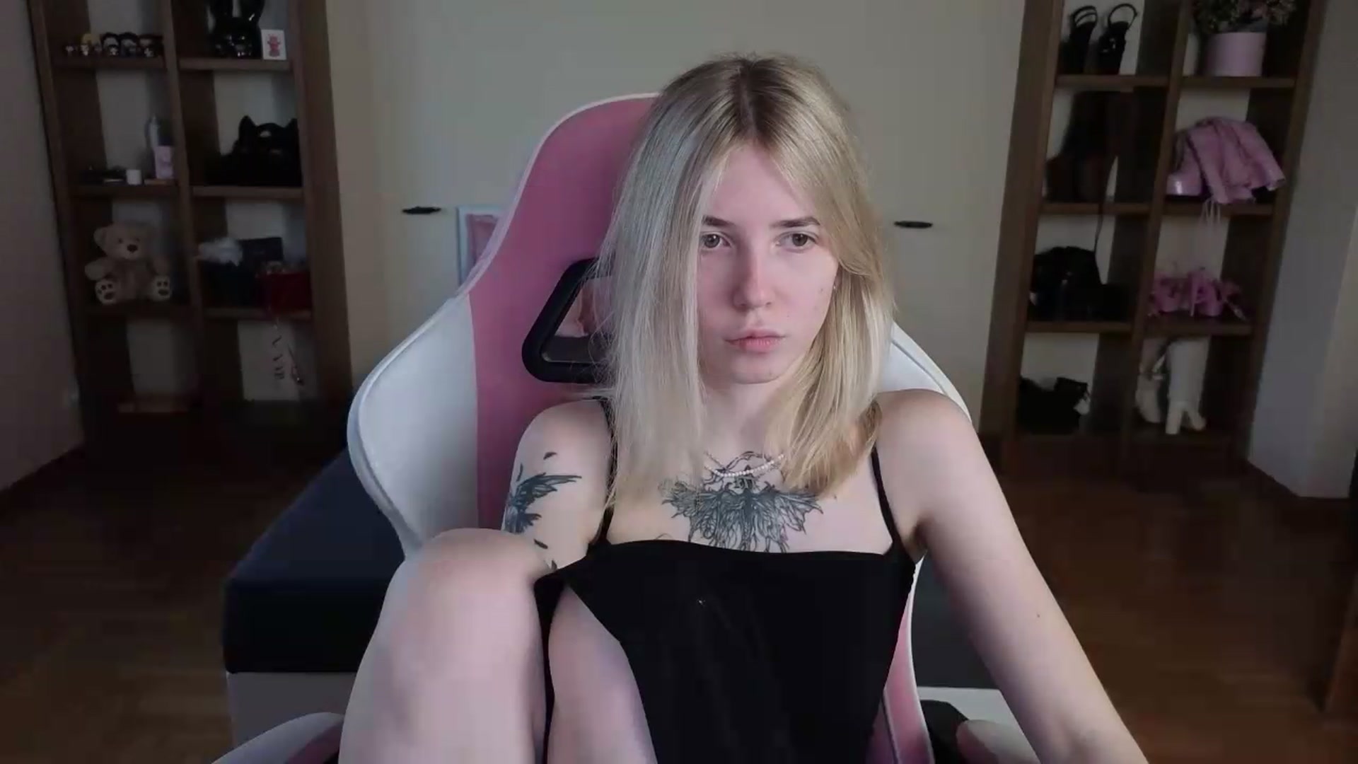 Gallery image thumbnail from Serphelia's myfreecams stream on, 07/22/2026, 09:18 image 19 of 20