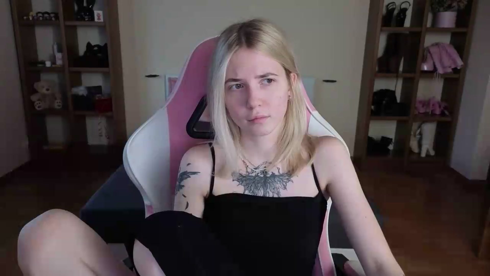 Gallery image thumbnail from Serphelia's myfreecams stream on, 07/22/2026, 09:18 image 14 of 20