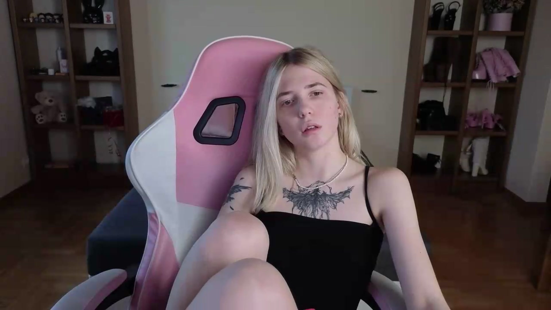 Gallery image thumbnail from Serphelia's myfreecams stream on, 07/22/2026, 13:35 image 10 of 20