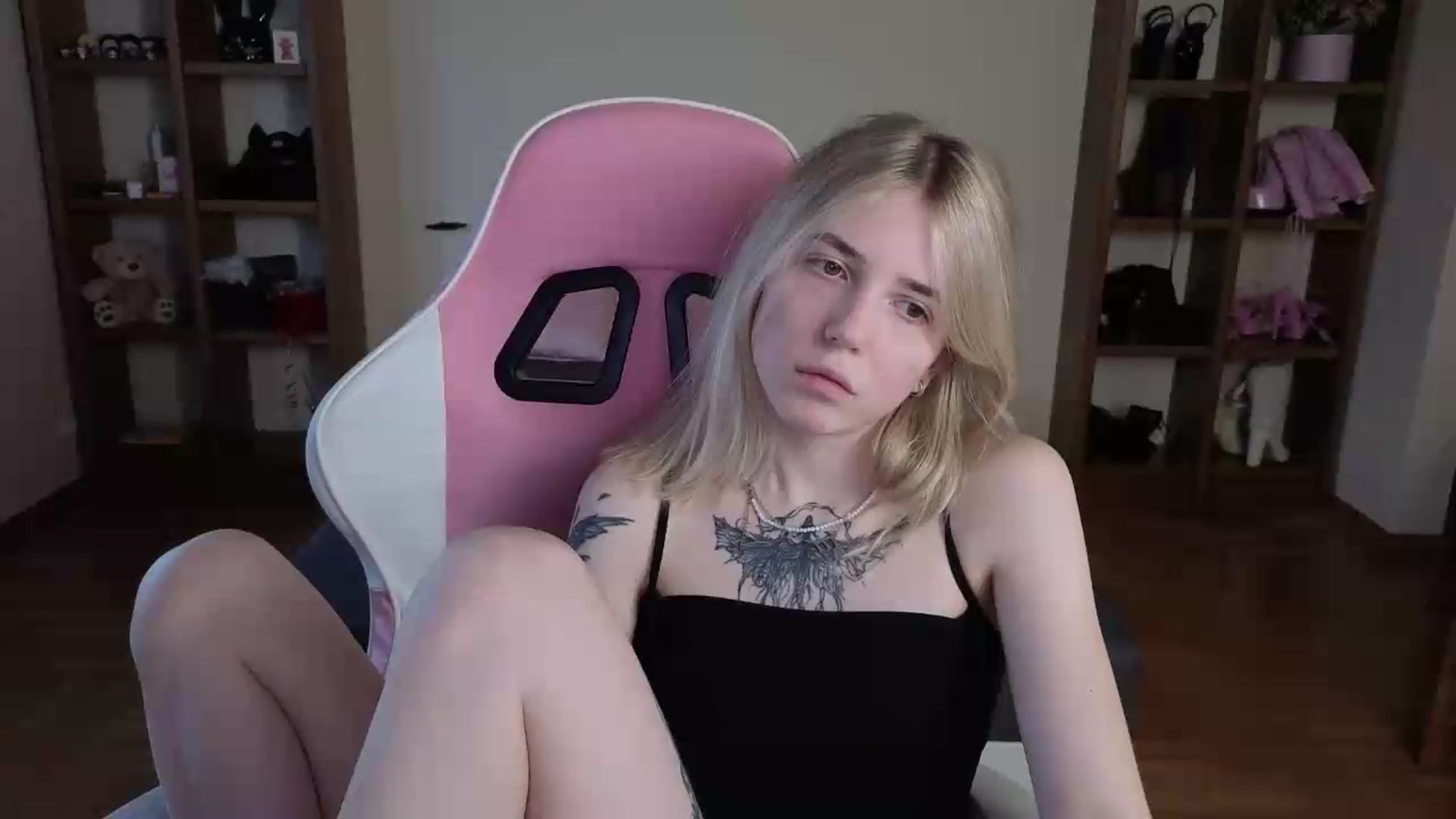 Gallery image thumbnail from Serphelia's myfreecams stream on, 07/22/2026, 13:35 image 9 of 20