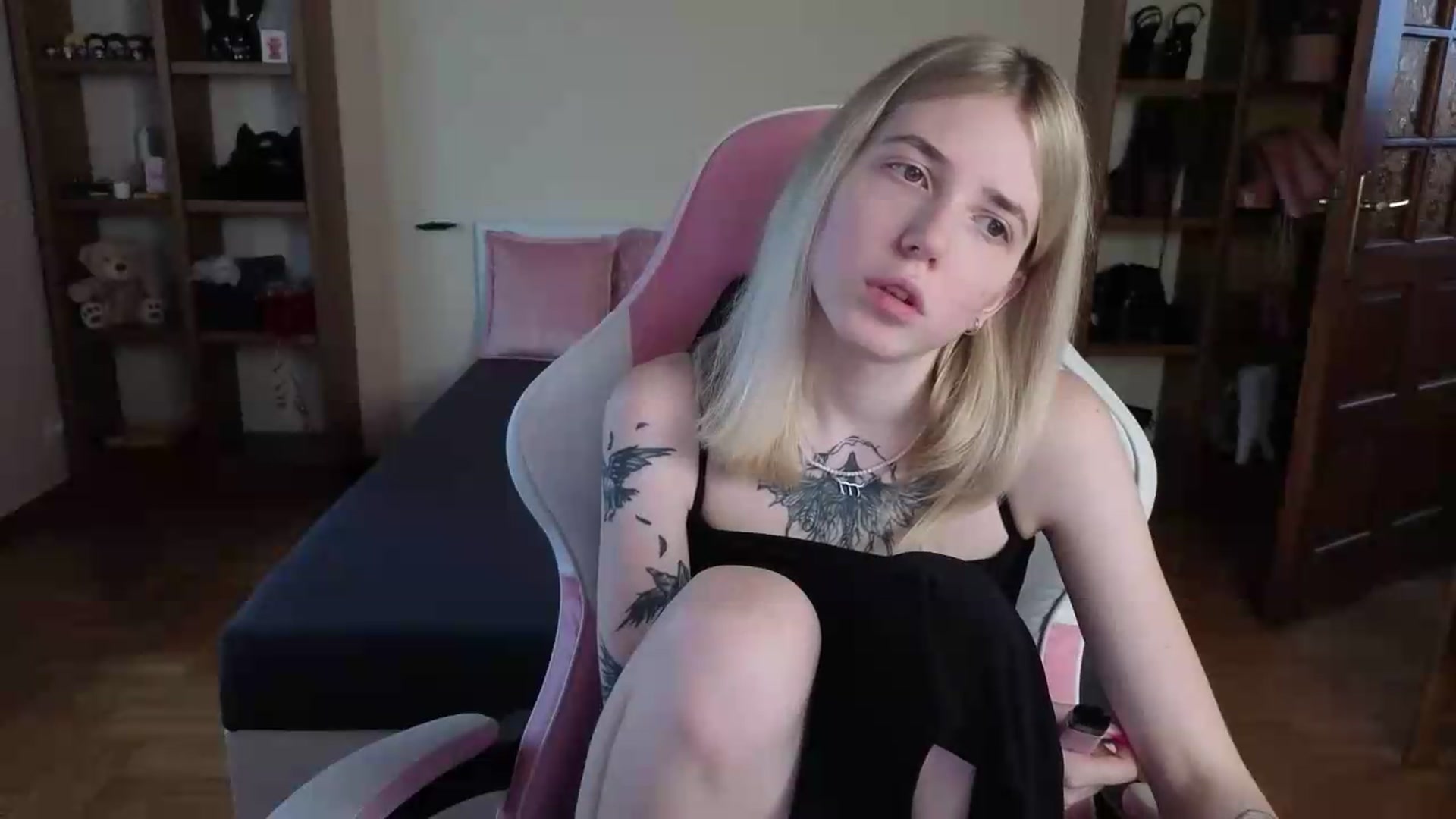 Gallery image thumbnail from Serphelia's myfreecams stream on, 07/22/2026, 13:35 image 14 of 20