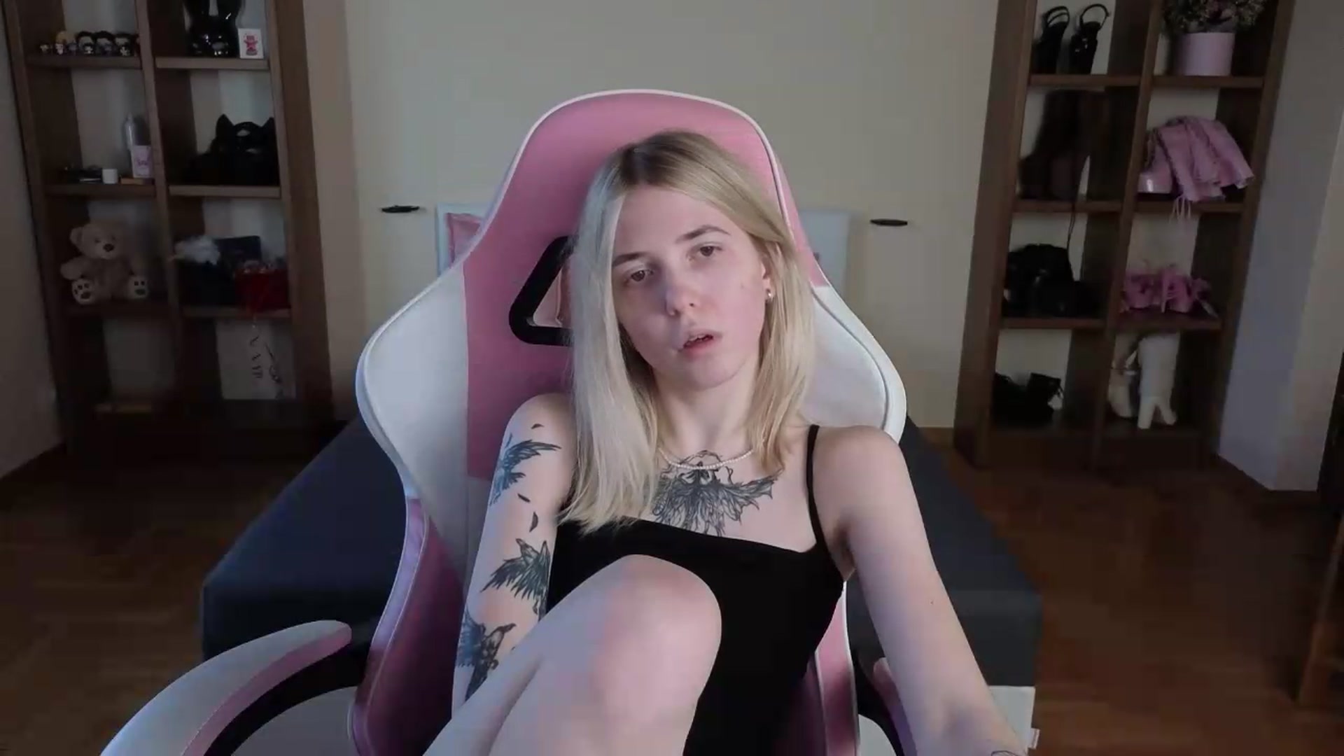 Gallery image thumbnail from Serphelia's myfreecams stream on, 07/22/2026, 13:35 image 17 of 20