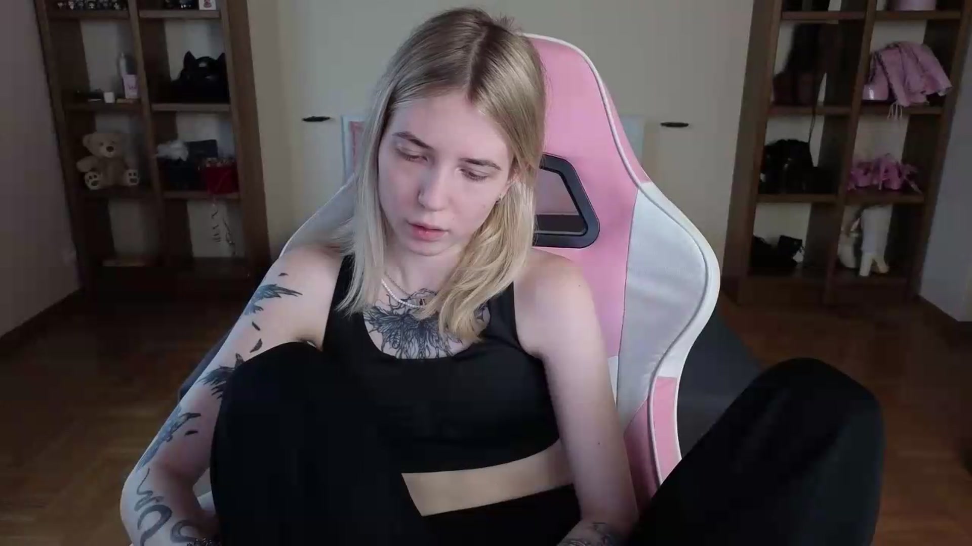 Gallery image thumbnail from Serphelia's myfreecams stream on, 07/23/2026, 13:33 image 2 of 20