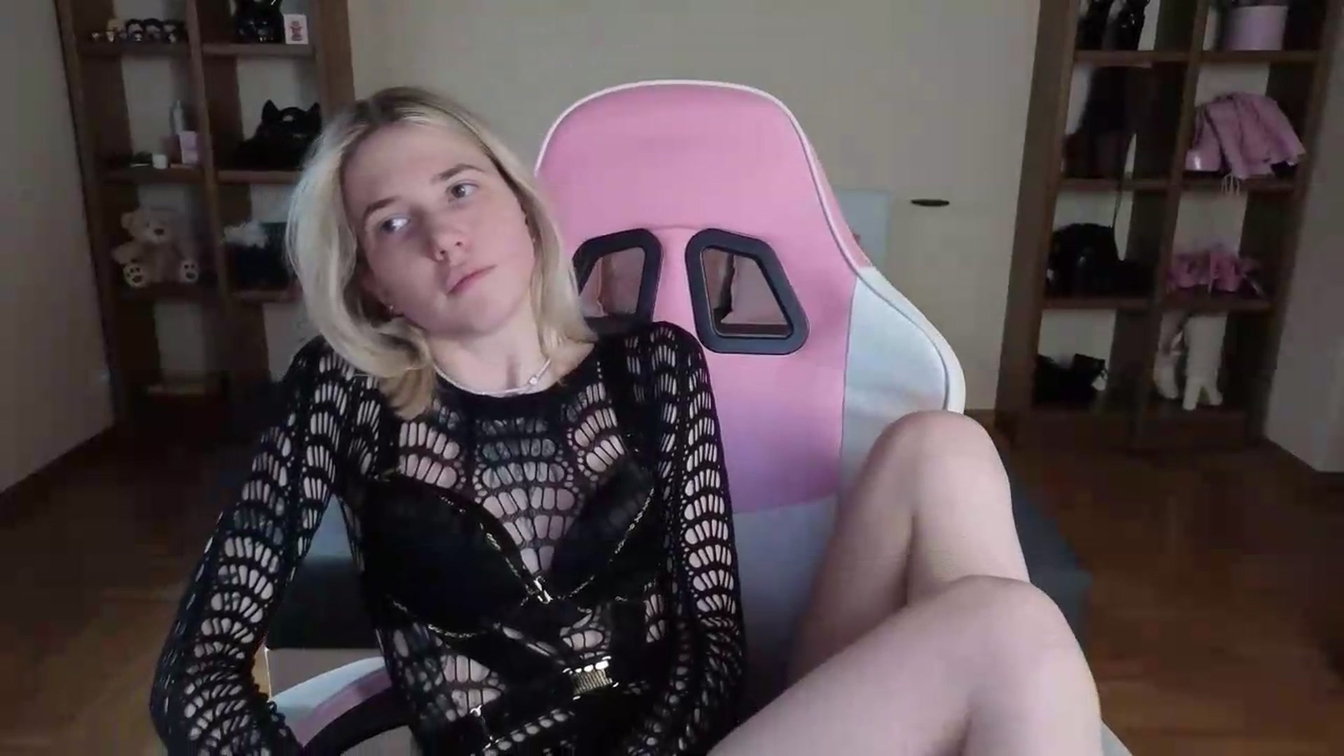 Gallery image thumbnail from Serphelia's myfreecams stream on, 07/23/2026, 15:19 image 14 of 20
