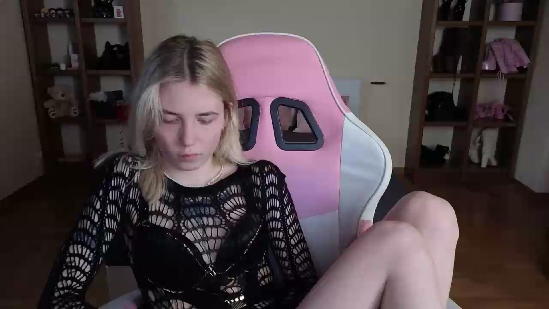 Gallery image thumbnail from Serphelia's myfreecams stream on, 07/23/2026, 15:19 image 1 of 20