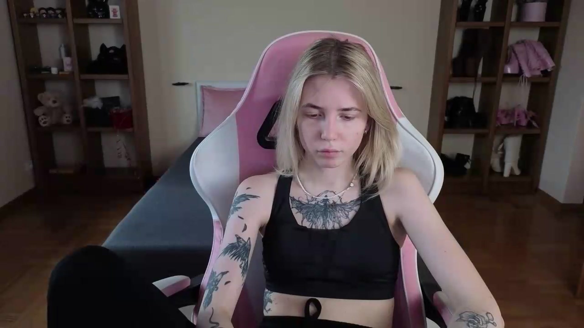 Gallery image thumbnail from Serphelia's myfreecams stream on, 07/23/2026, 16:06 image 6 of 20