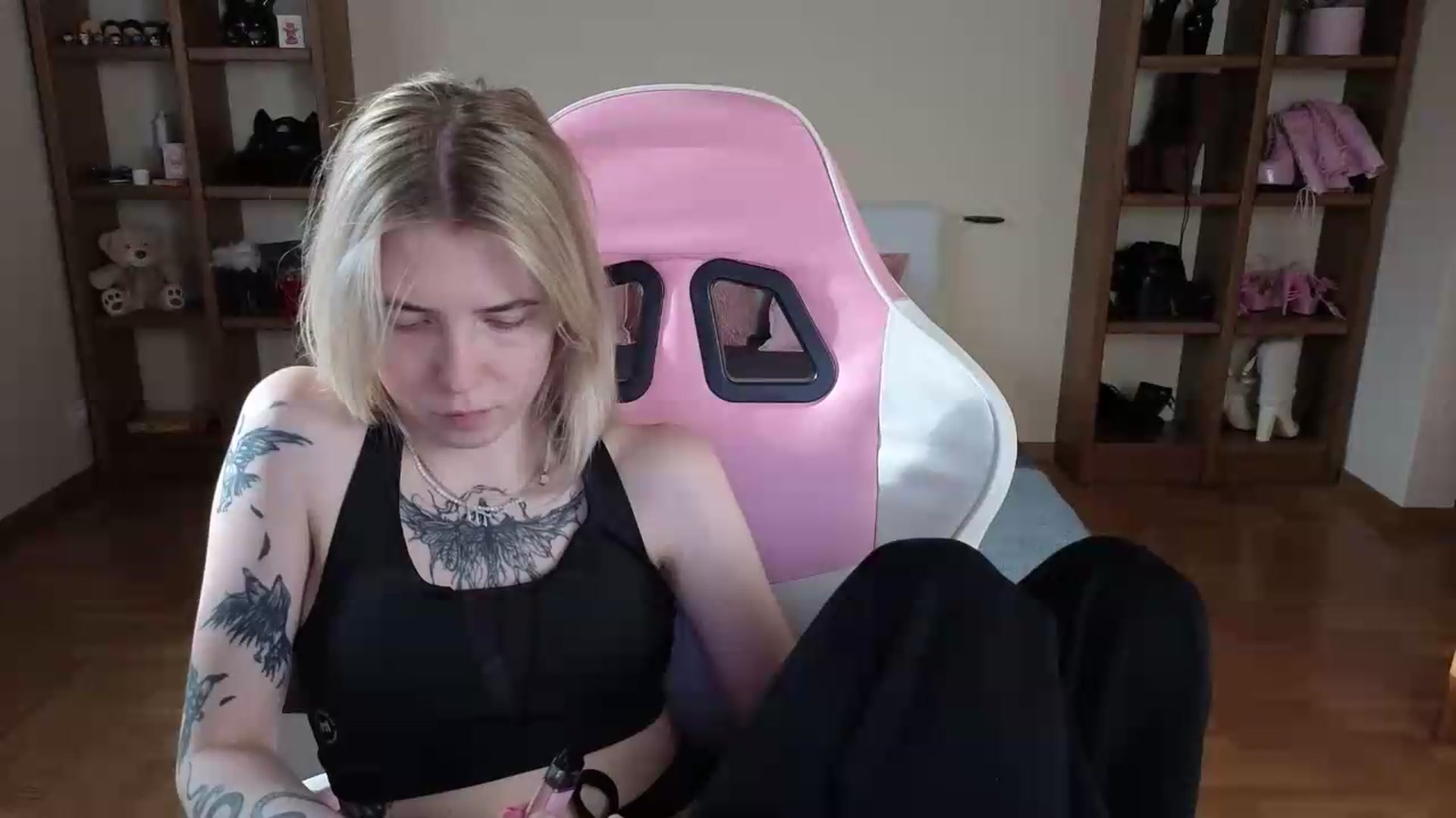 Gallery image thumbnail from Serphelia's myfreecams stream on, 07/23/2026, 16:06 image 19 of 20