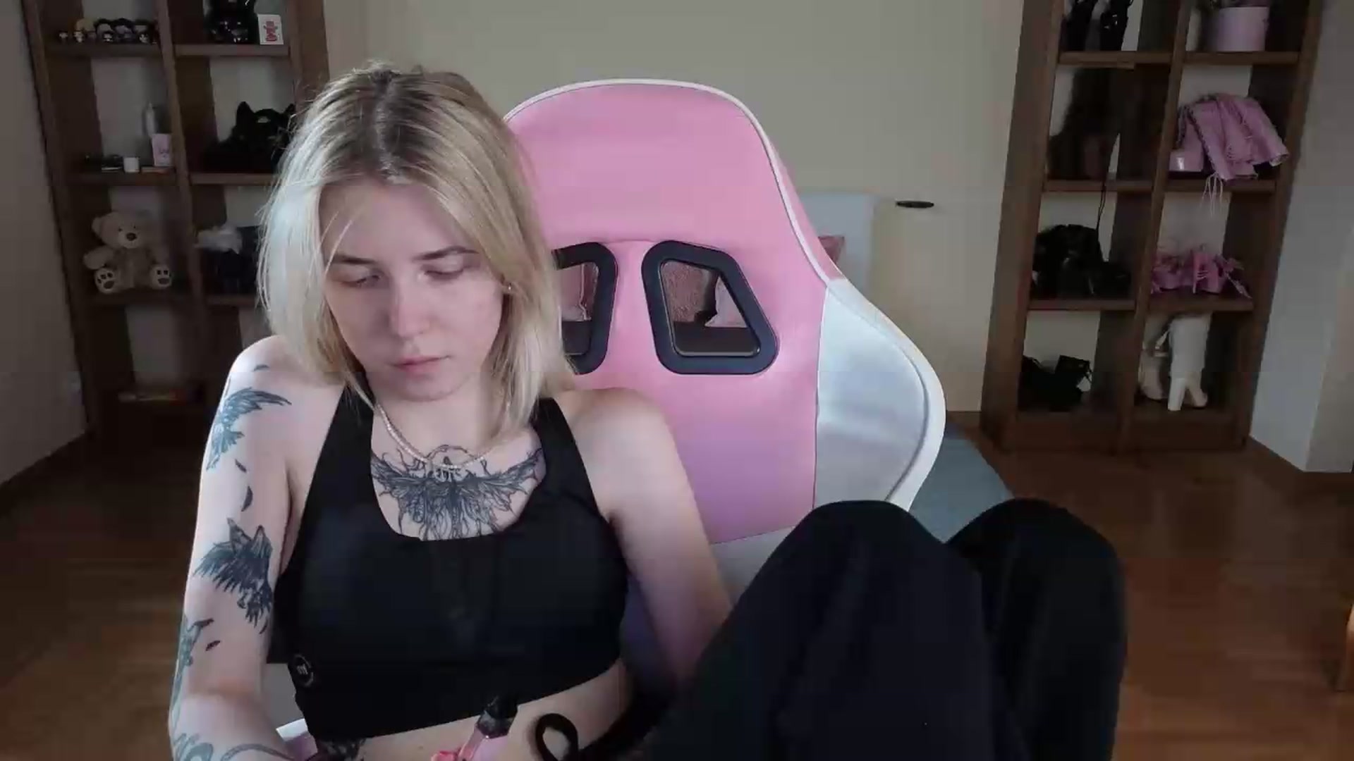Gallery image thumbnail from Serphelia's myfreecams stream on, 07/23/2026, 16:06 image 18 of 20
