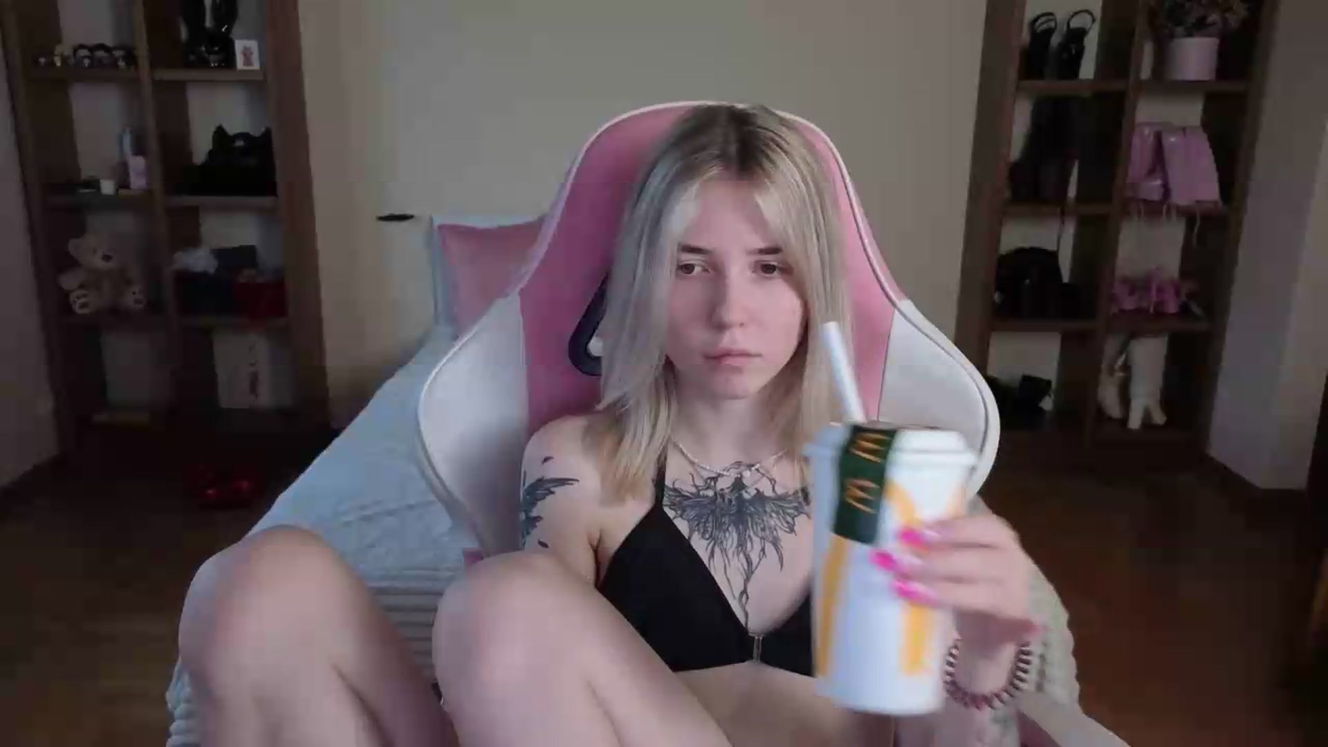 Gallery image thumbnail from Serphelia's myfreecams stream on, 07/26/2026, 10:06 image 19 of 20