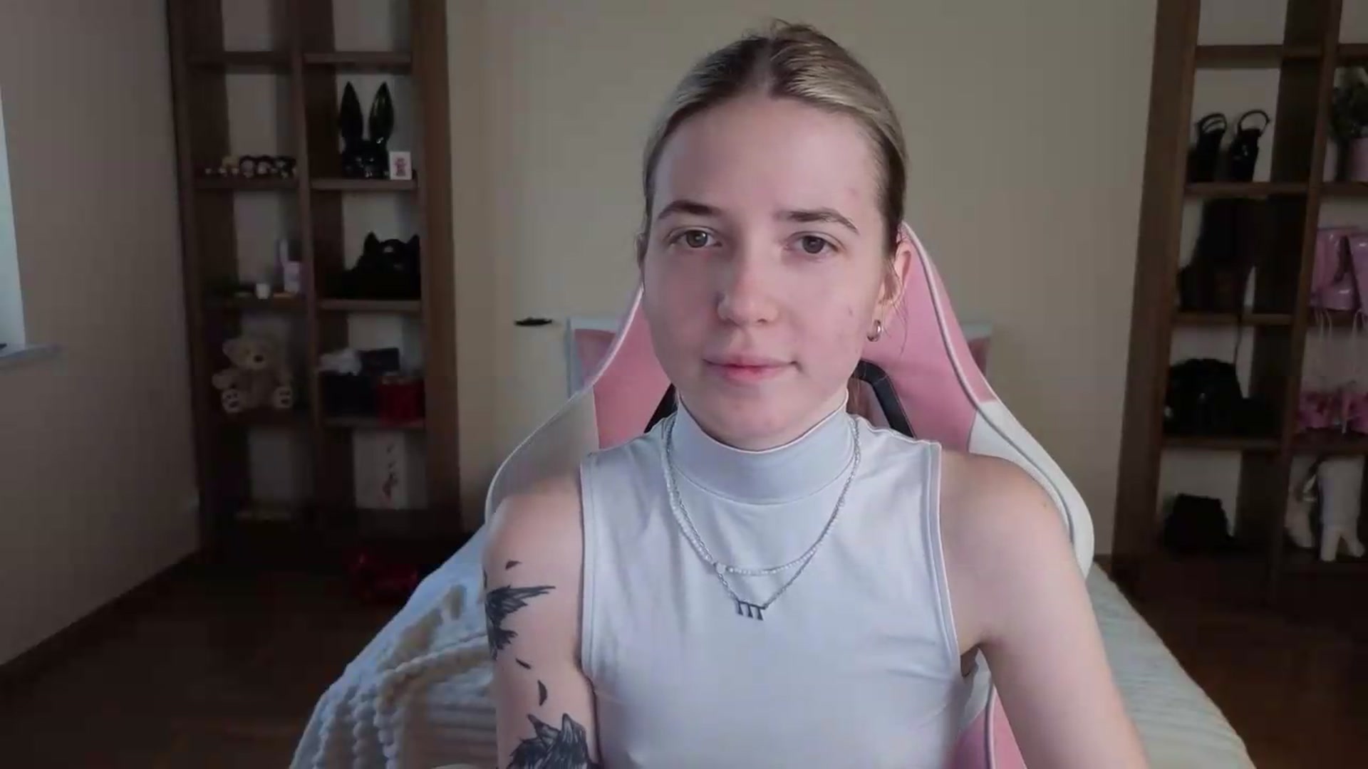 Gallery image thumbnail from Serphelia's myfreecams stream on, 07/28/2026, 09:50 image 13 of 20