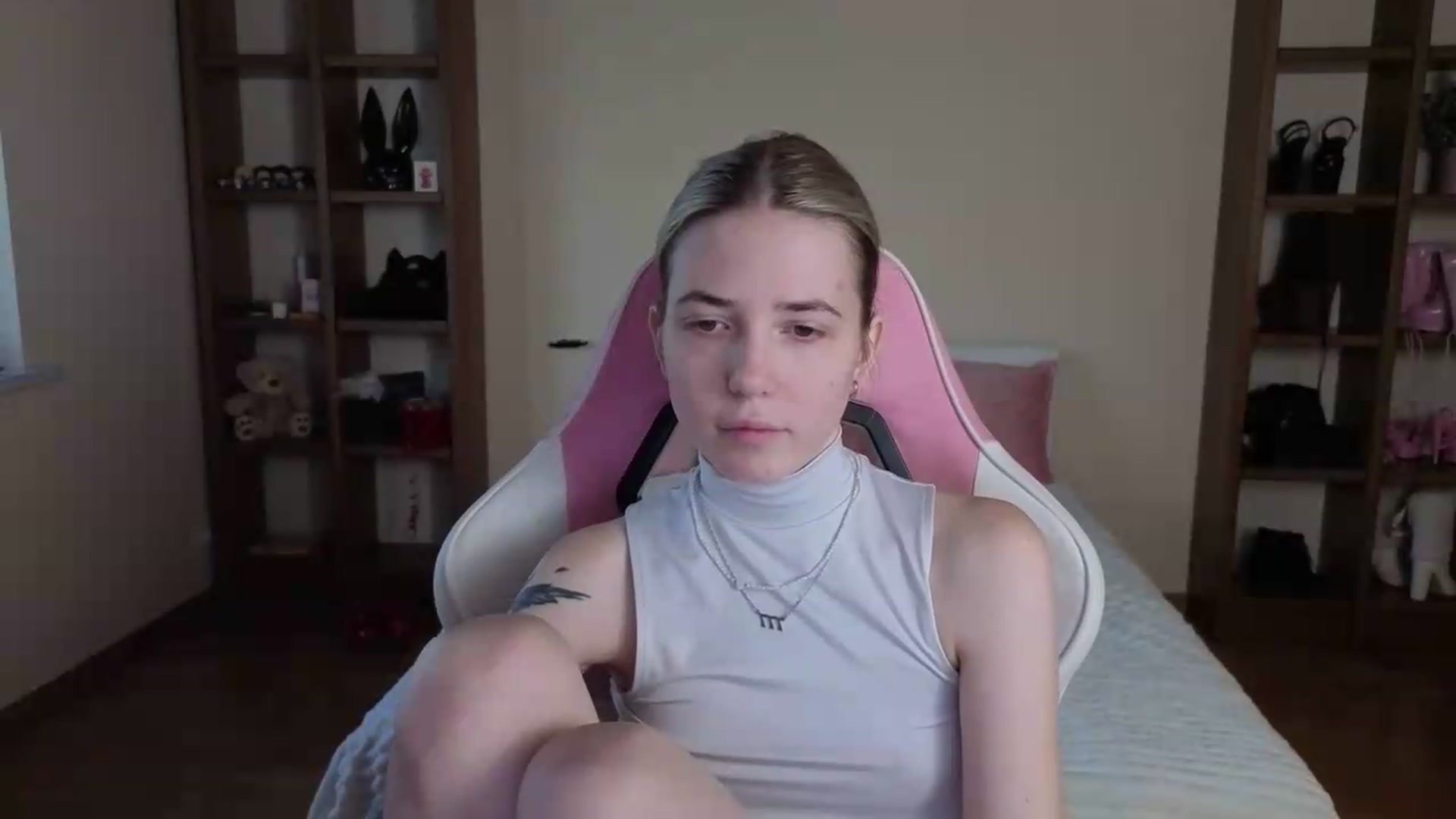Gallery image thumbnail from Serphelia's myfreecams stream on, 07/28/2026, 09:50 image 11 of 20