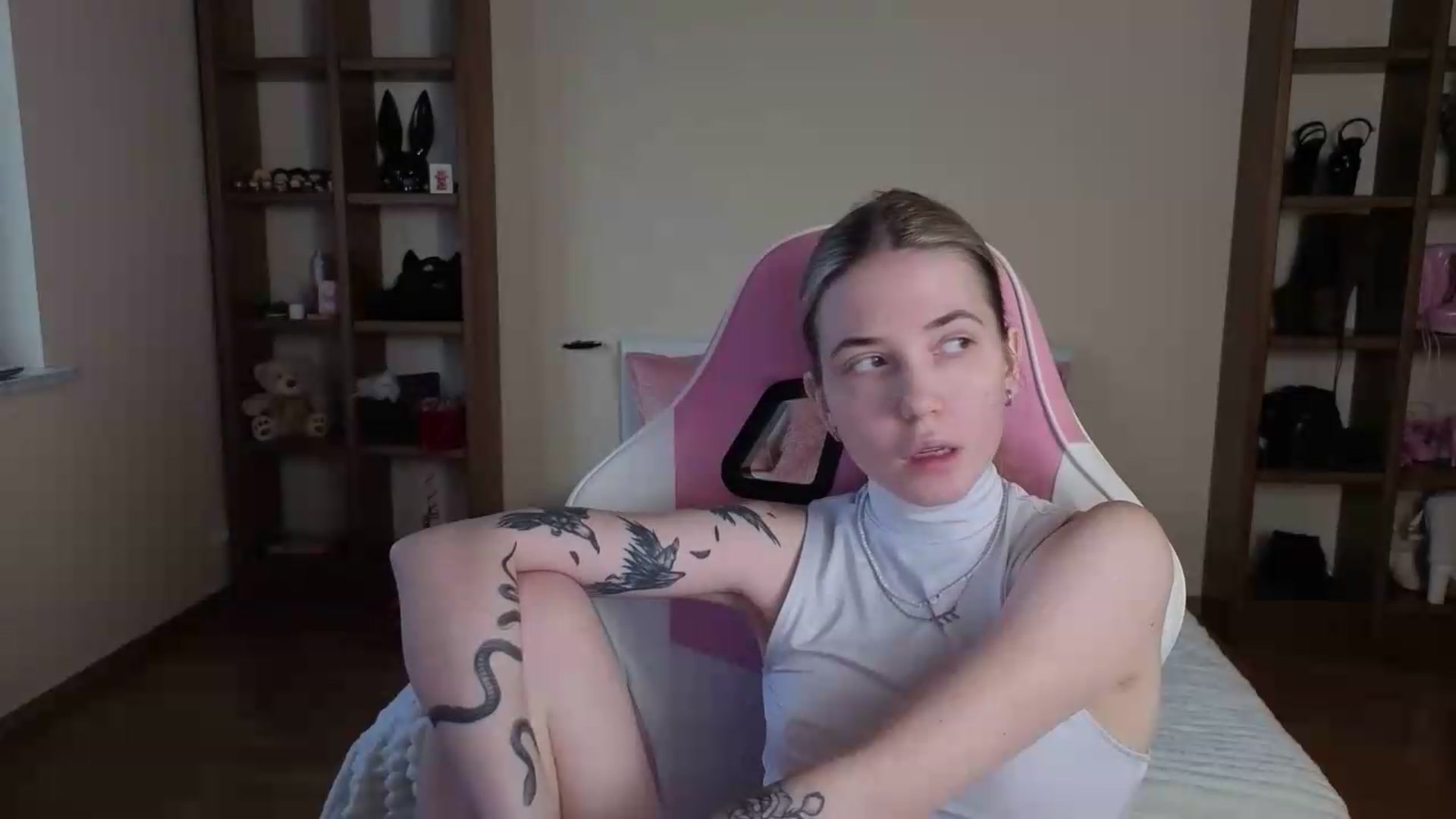 Gallery image thumbnail from Serphelia's myfreecams stream on, 07/28/2026, 09:50 image 19 of 20