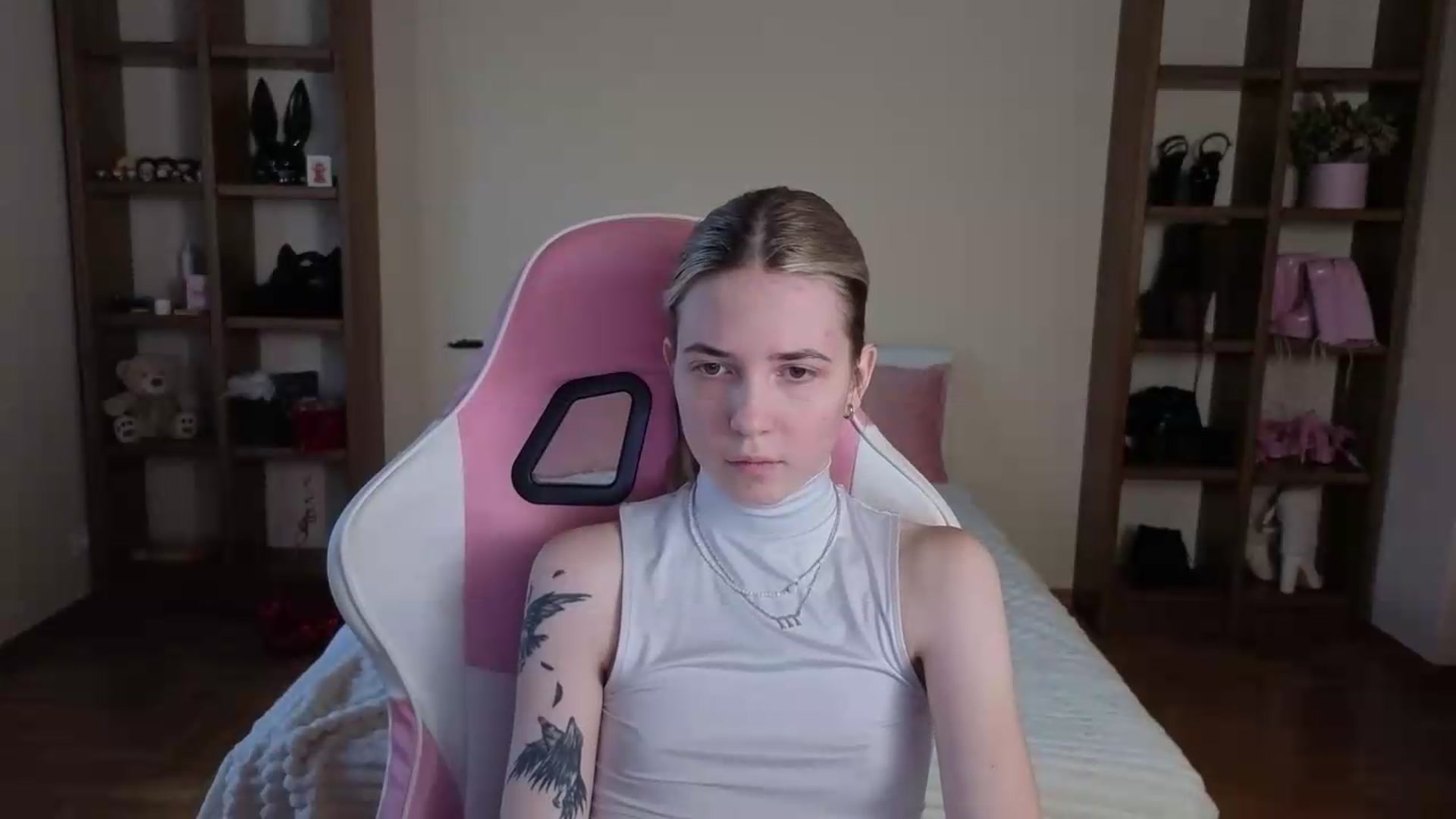 Gallery image thumbnail from Serphelia's myfreecams stream on, 07/28/2026, 11:08 image 9 of 20