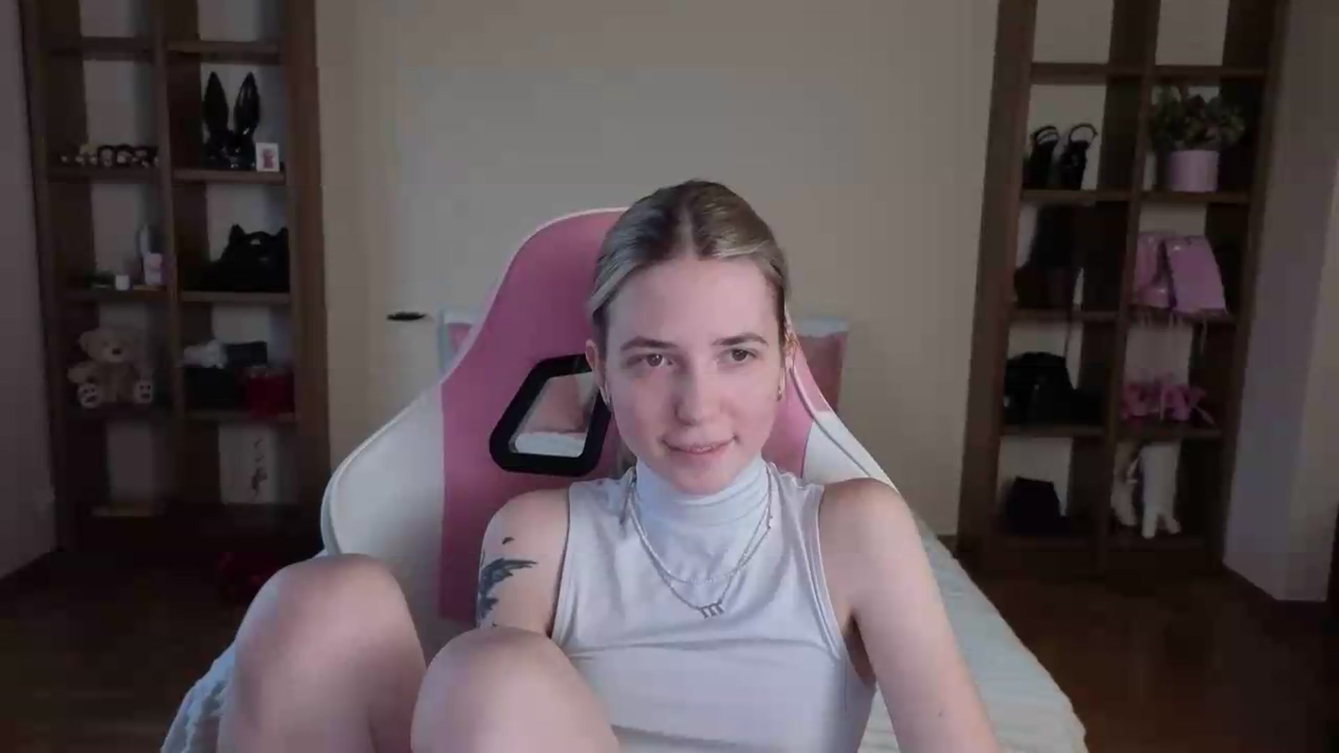 Gallery image thumbnail from Serphelia's myfreecams stream on, 07/28/2026, 11:08 image 20 of 20