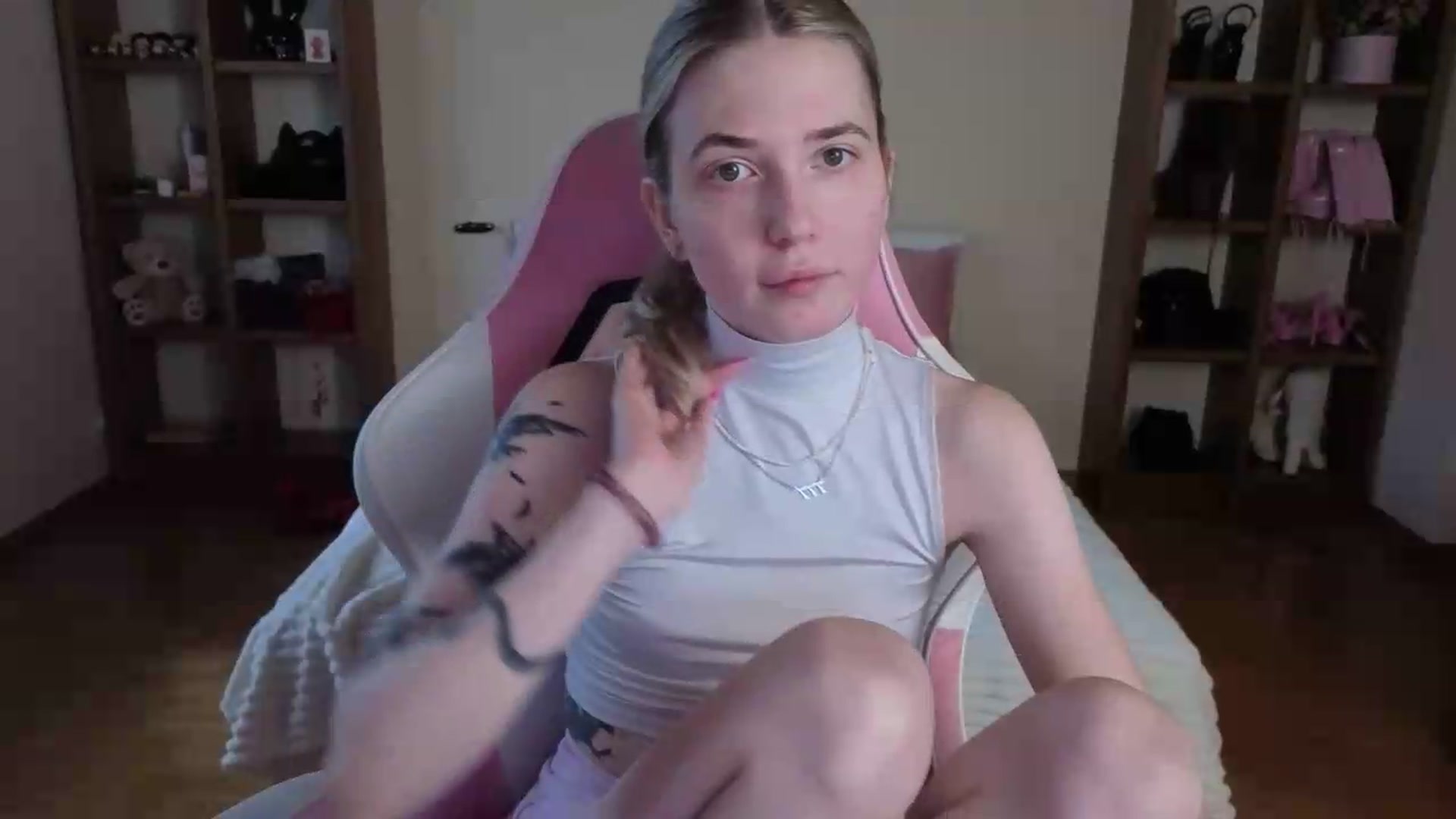 Gallery image thumbnail from Serphelia's myfreecams stream on, 07/28/2026, 13:44 image 4 of 20