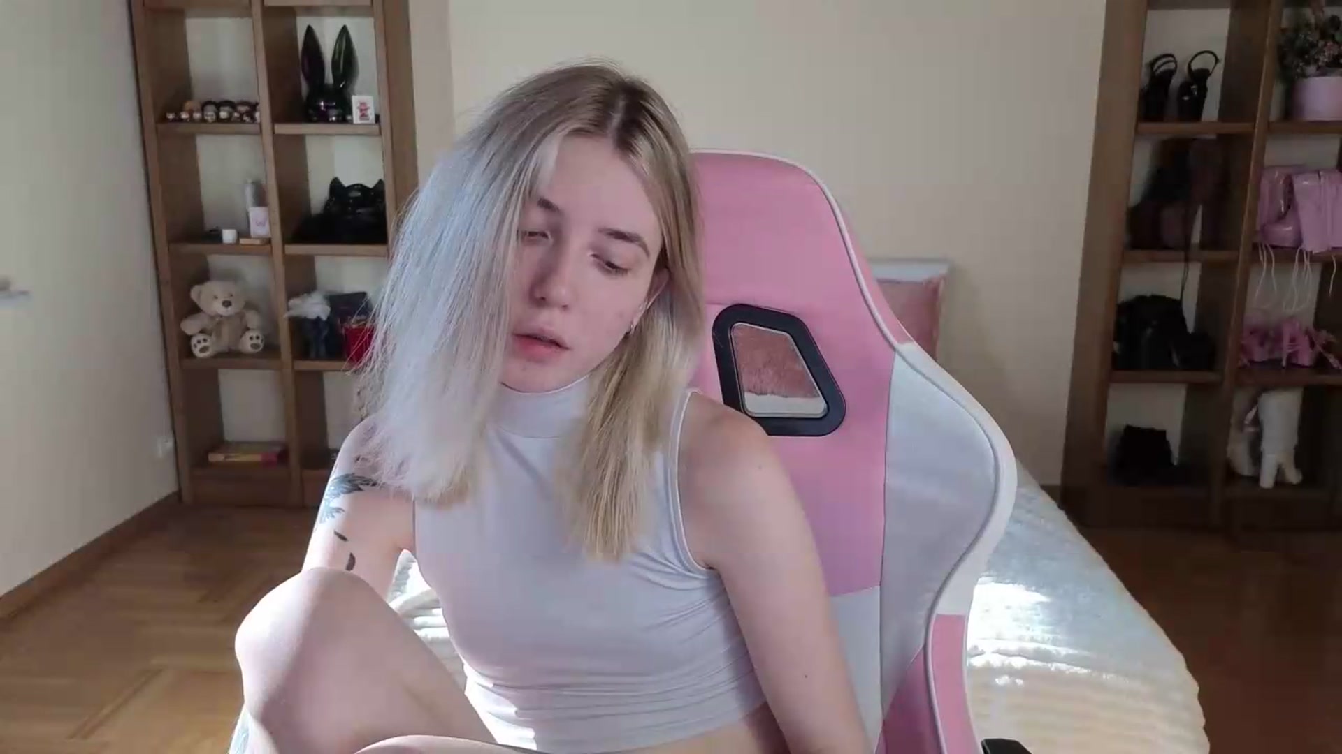 Gallery image thumbnail from Serphelia's myfreecams stream on, 07/28/2026, 15:46 image 14 of 20